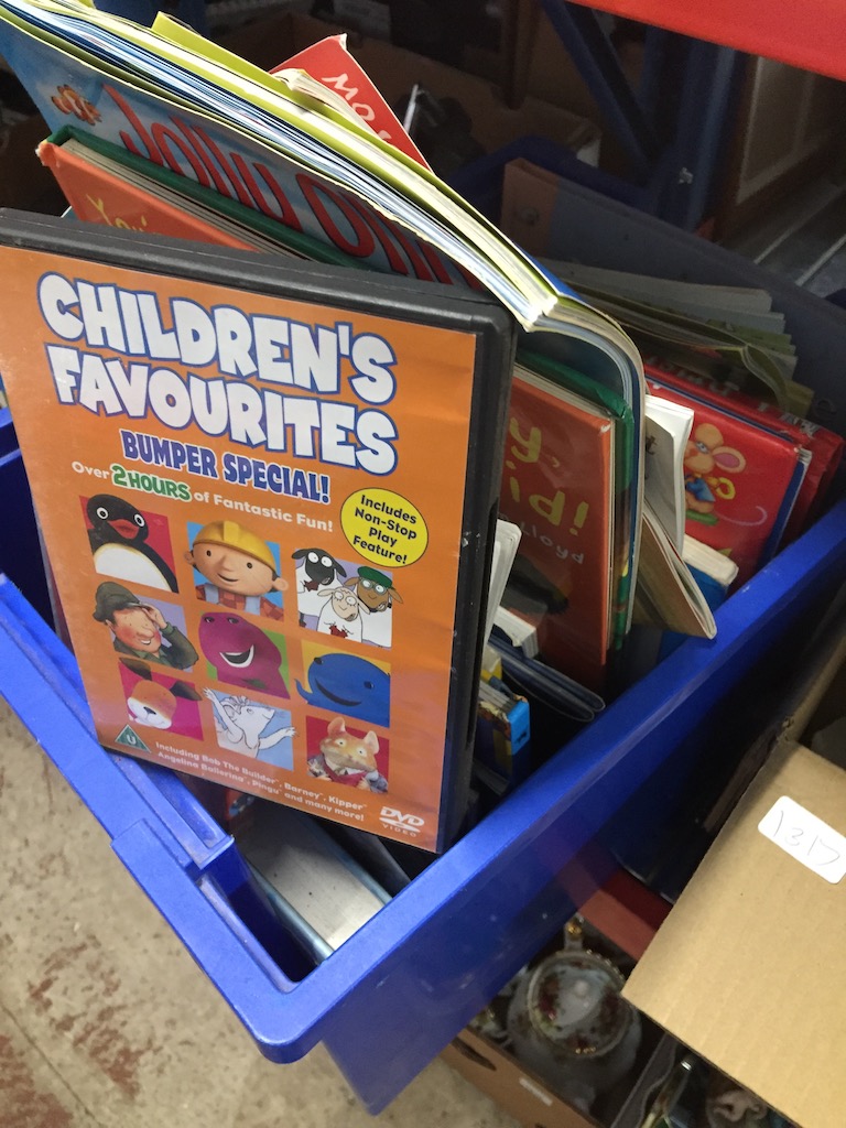 Box of childrens books Catalogue only, live bidding available via our website, if you require P&P