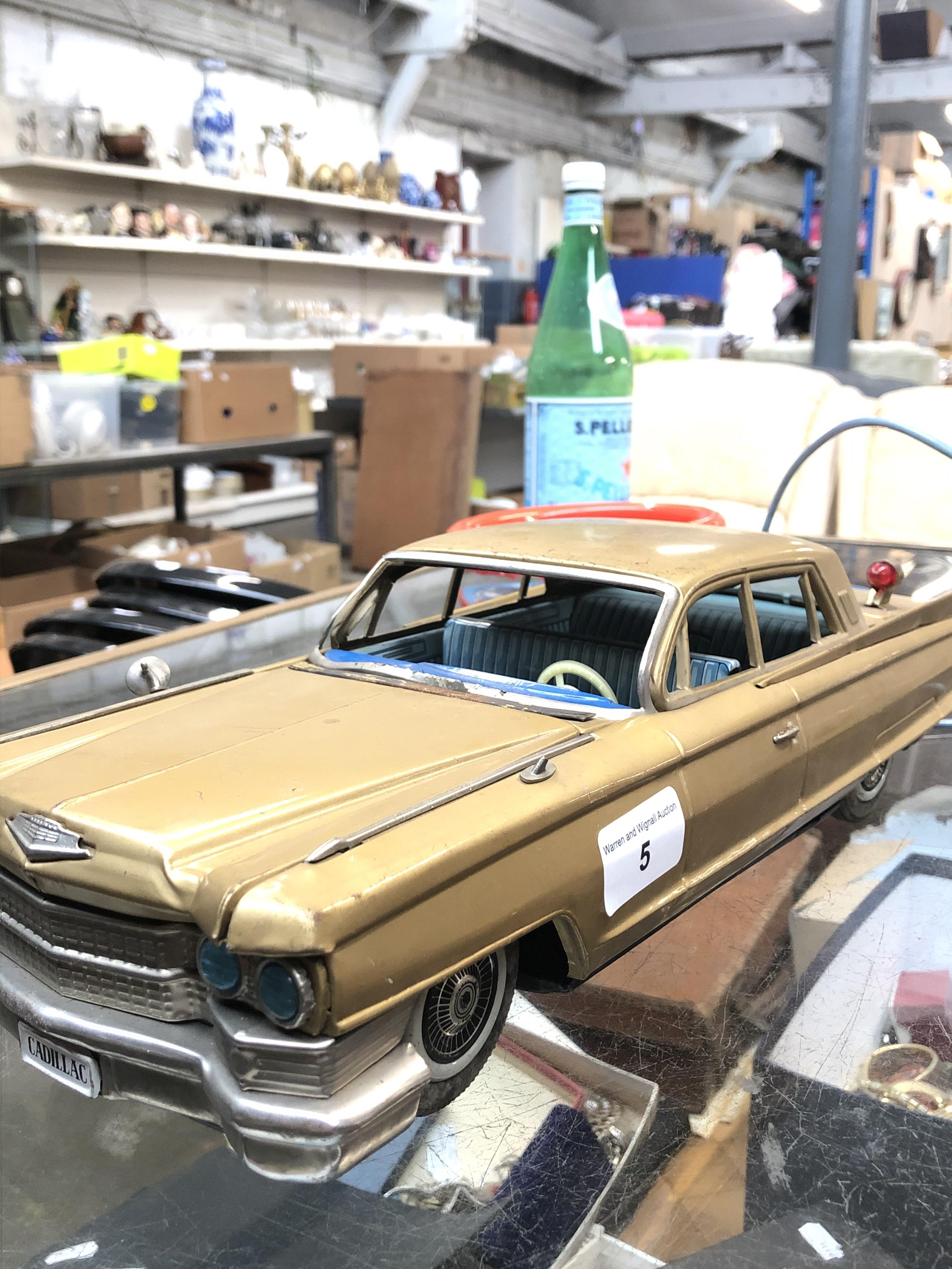 A vintage Bandai tin plate Cadillac with remote Catalogue only, live bidding available via our - Image 11 of 13