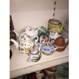 Various decorative teapots Catalogue only, live bidding available via our website, if you require