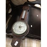A wall mounted barometer (Glass on Face broken) Please note, lots 1-1000 are not available for