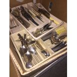 Box of cutlery Please note, lots 1-1000 are not available for live bidding on the-saleroom.com,
