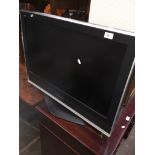 A Panasonic 32" LCD TV - no remote Please note, lots 1-1000 are not available for live bidding on