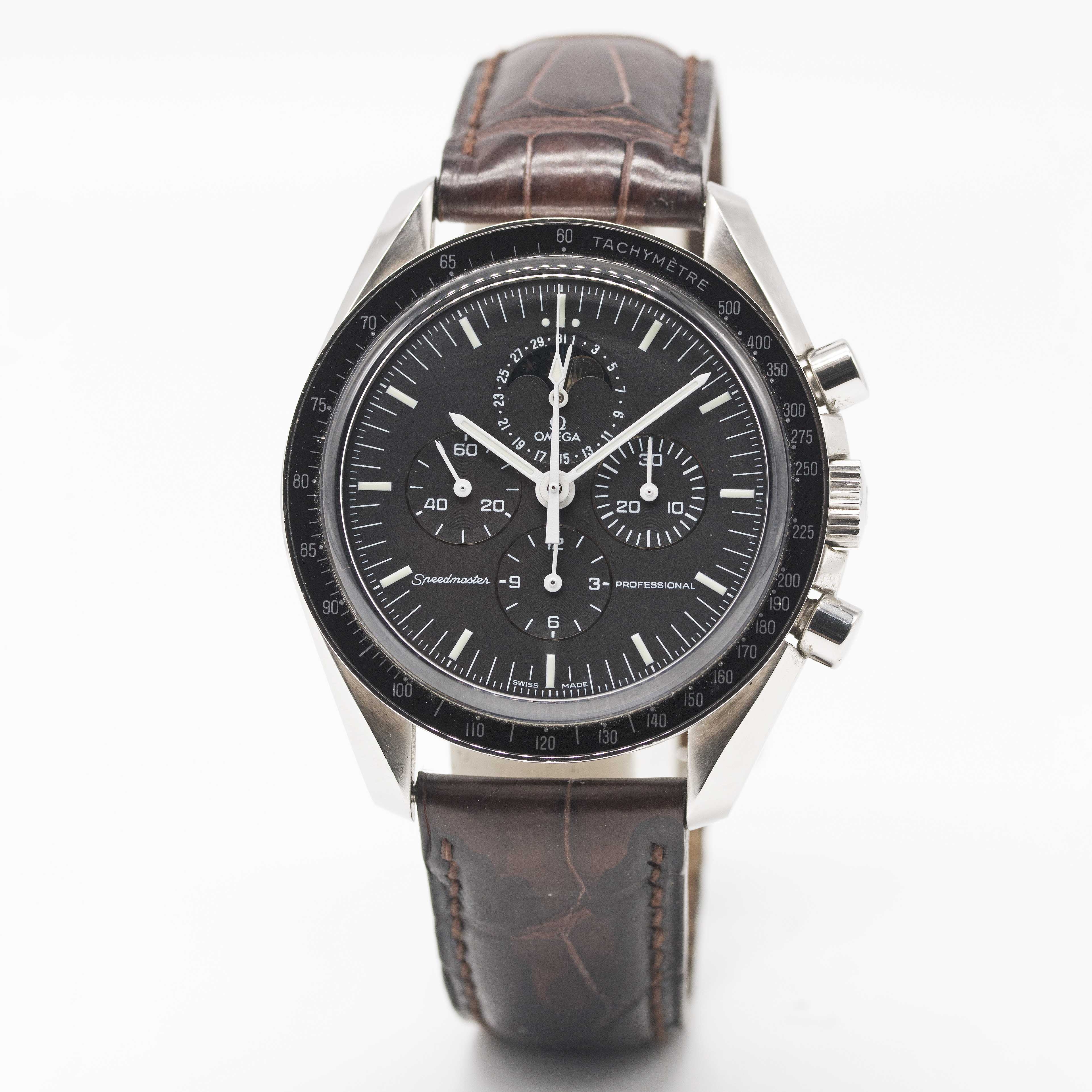 A GENTLEMAN'S STAINLESS STEEL OMEGA SPEEDMASTER PROFESSIONAL MOONPHASE CHRONOGRAPH WRIST WATCH CIRCA - Image 2 of 6