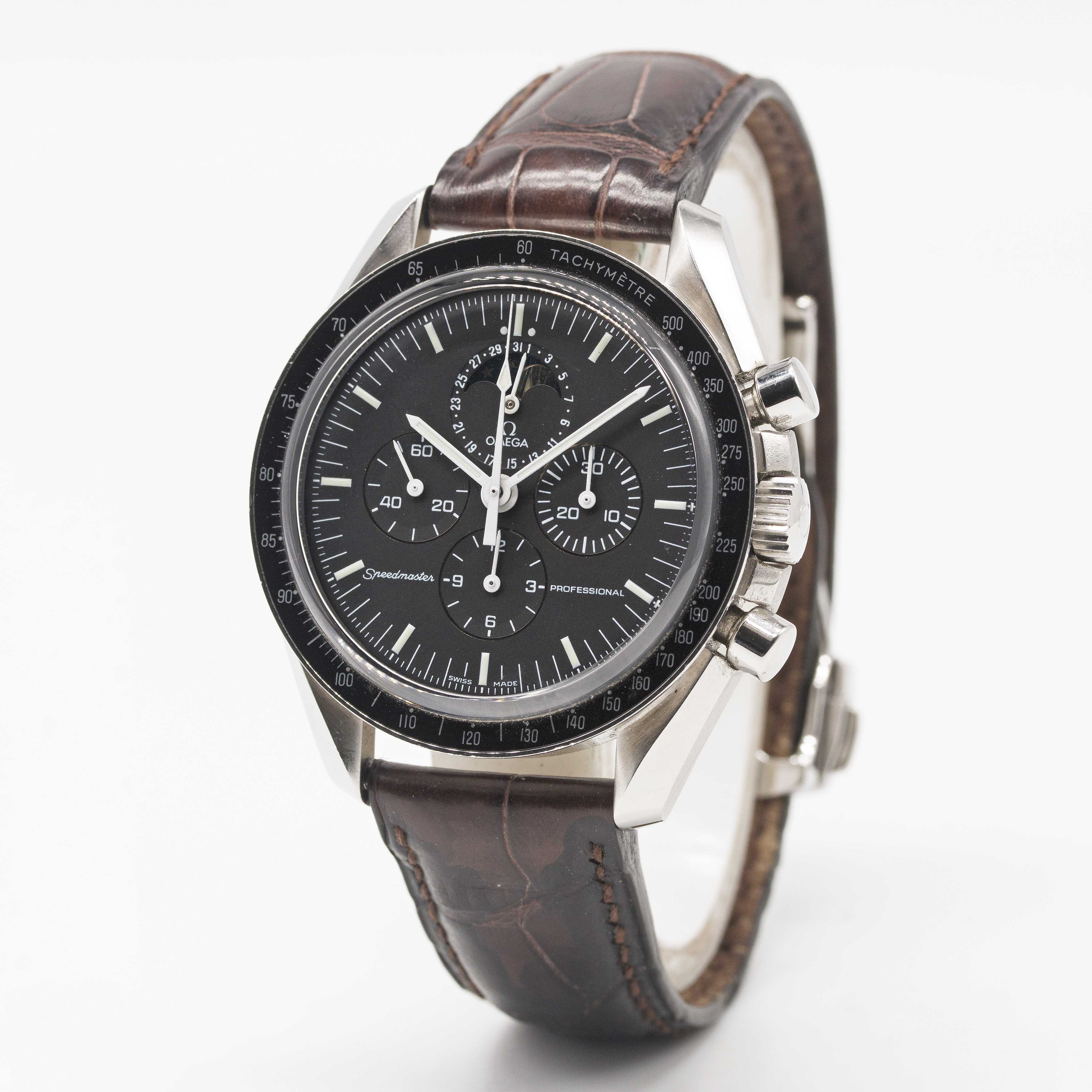 A GENTLEMAN'S STAINLESS STEEL OMEGA SPEEDMASTER PROFESSIONAL MOONPHASE CHRONOGRAPH WRIST WATCH CIRCA - Image 3 of 6