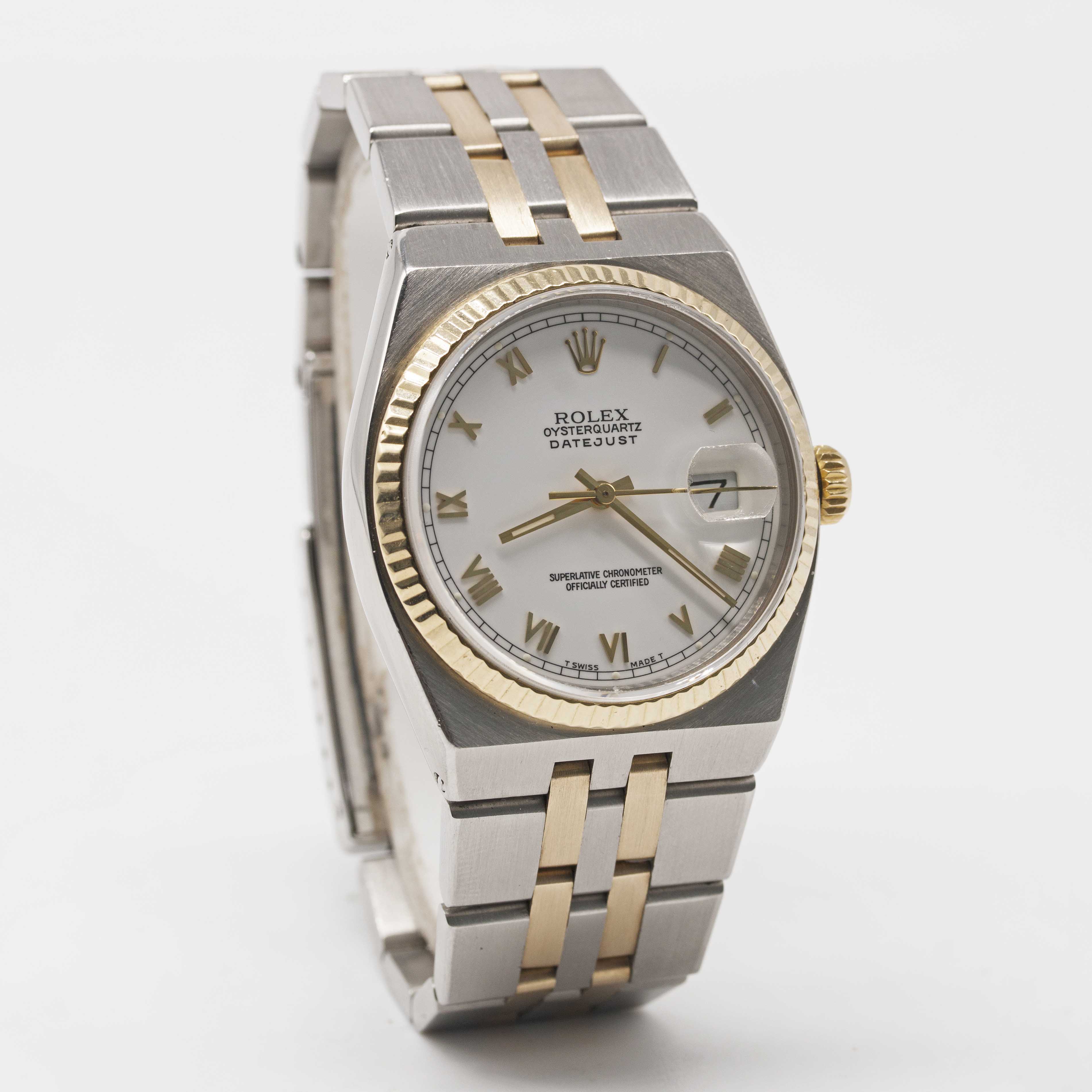 A GENTLEMAN'S STEEL & GOLD ROLEX OYSTERQUARTZ DATEJUST BRACELET WATCH CIRCA 1979, REF. 17013 WITH - Image 4 of 9