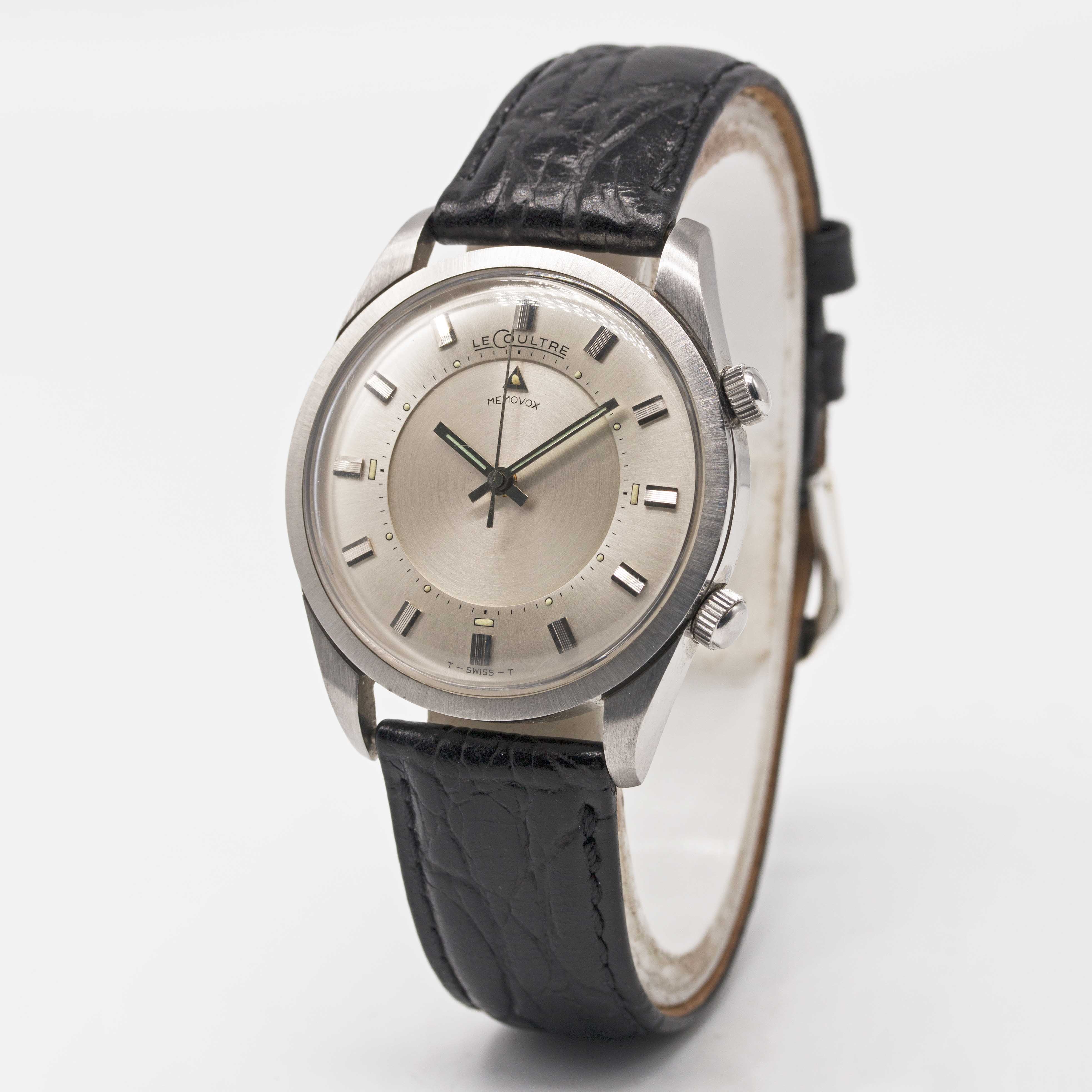 A GENTLEMAN'S STAINLESS STEEL LECOULTRE MEMOVOX ALARM WRIST WATCH CIRCA 1960s Movement: Manual wind, - Image 3 of 7