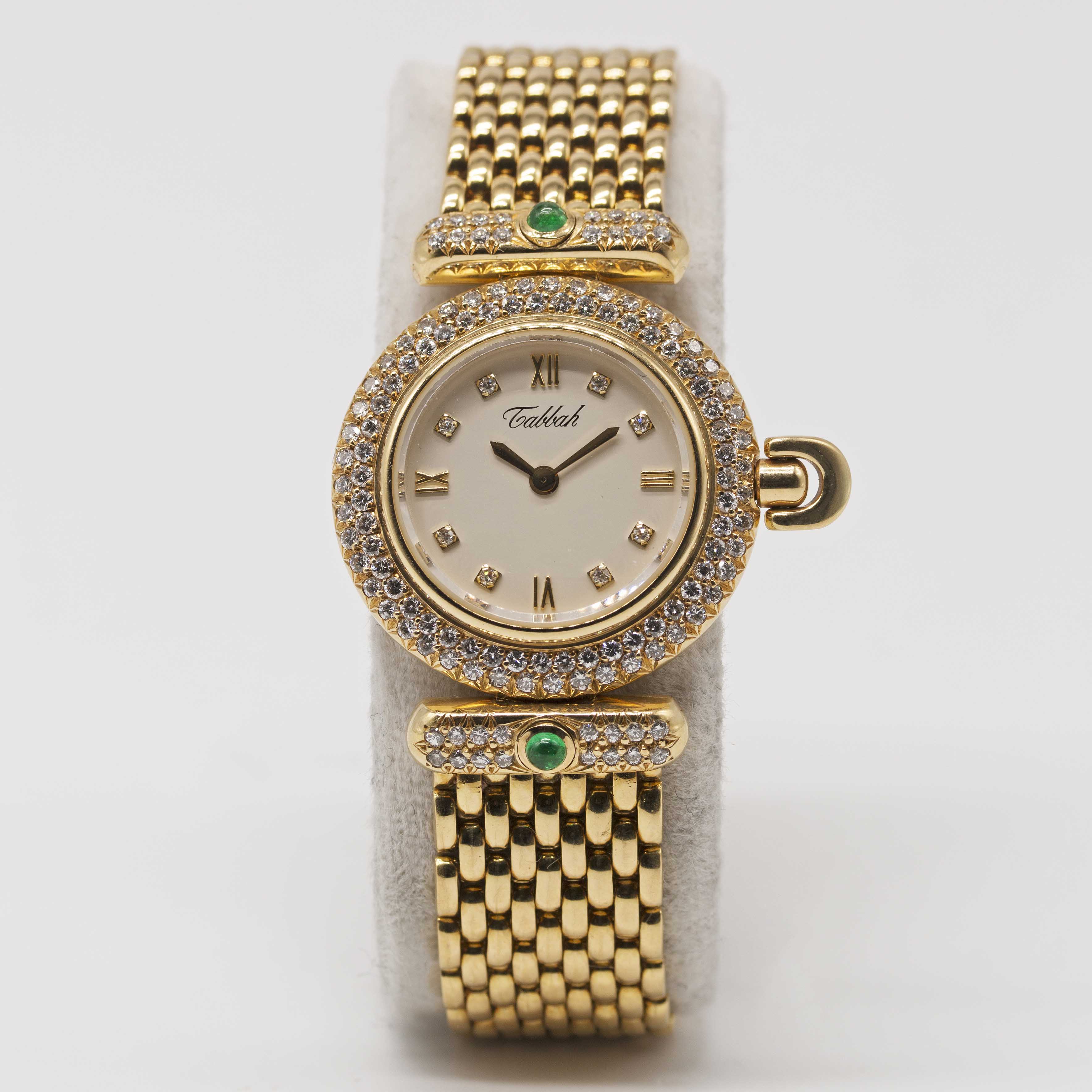 A LADIES 18K SOLID GOLD, DIAMOND & EMERALD TABBAH BERET BRACELET WATCH CIRCA 1990s, WITH ORIGINAL - Image 2 of 6