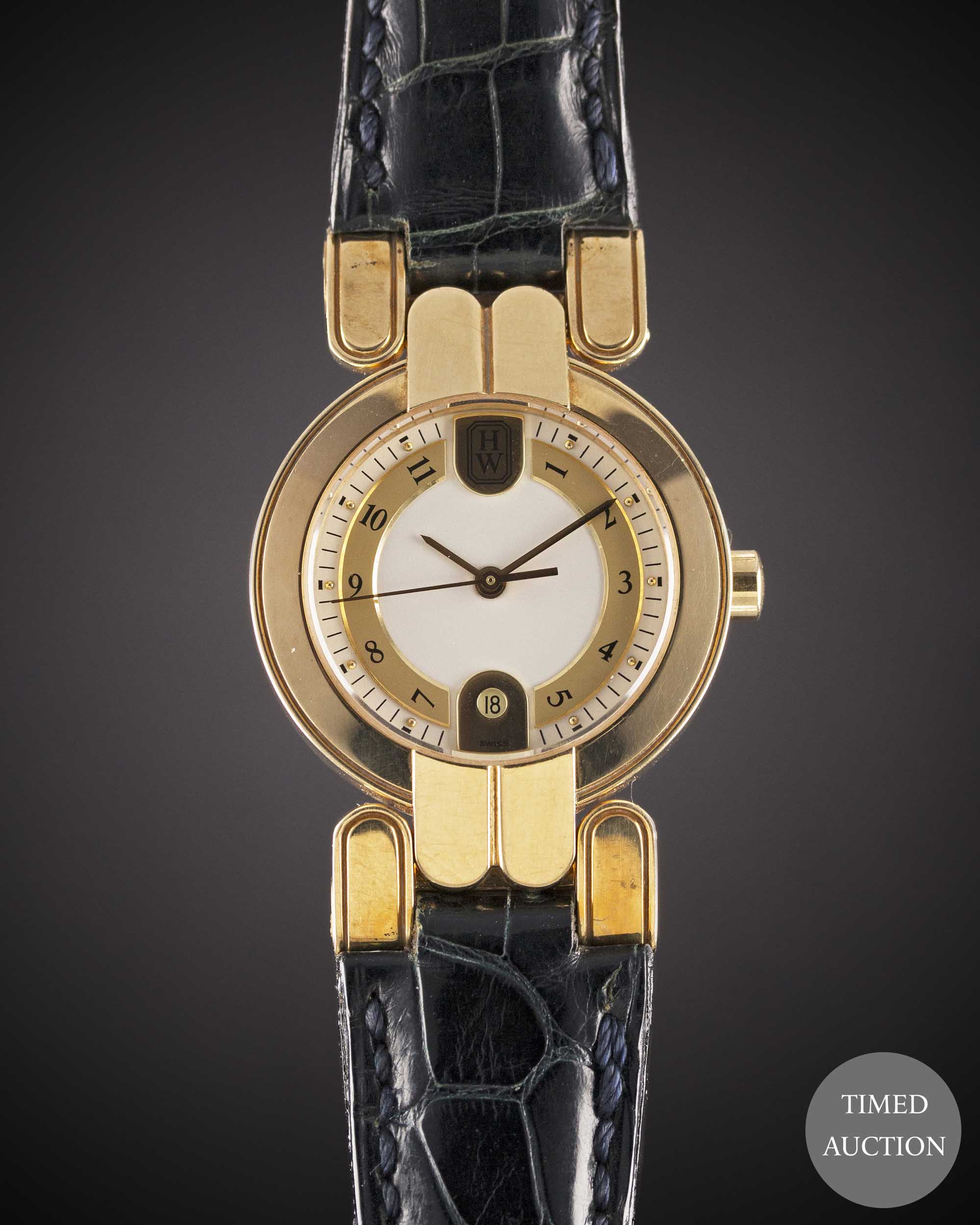 A LADIES 18K SOLID GOLD HARRY WINSTON WRIST WATCH CIRCA 1990s Movement: Quartz. Case: Diameter