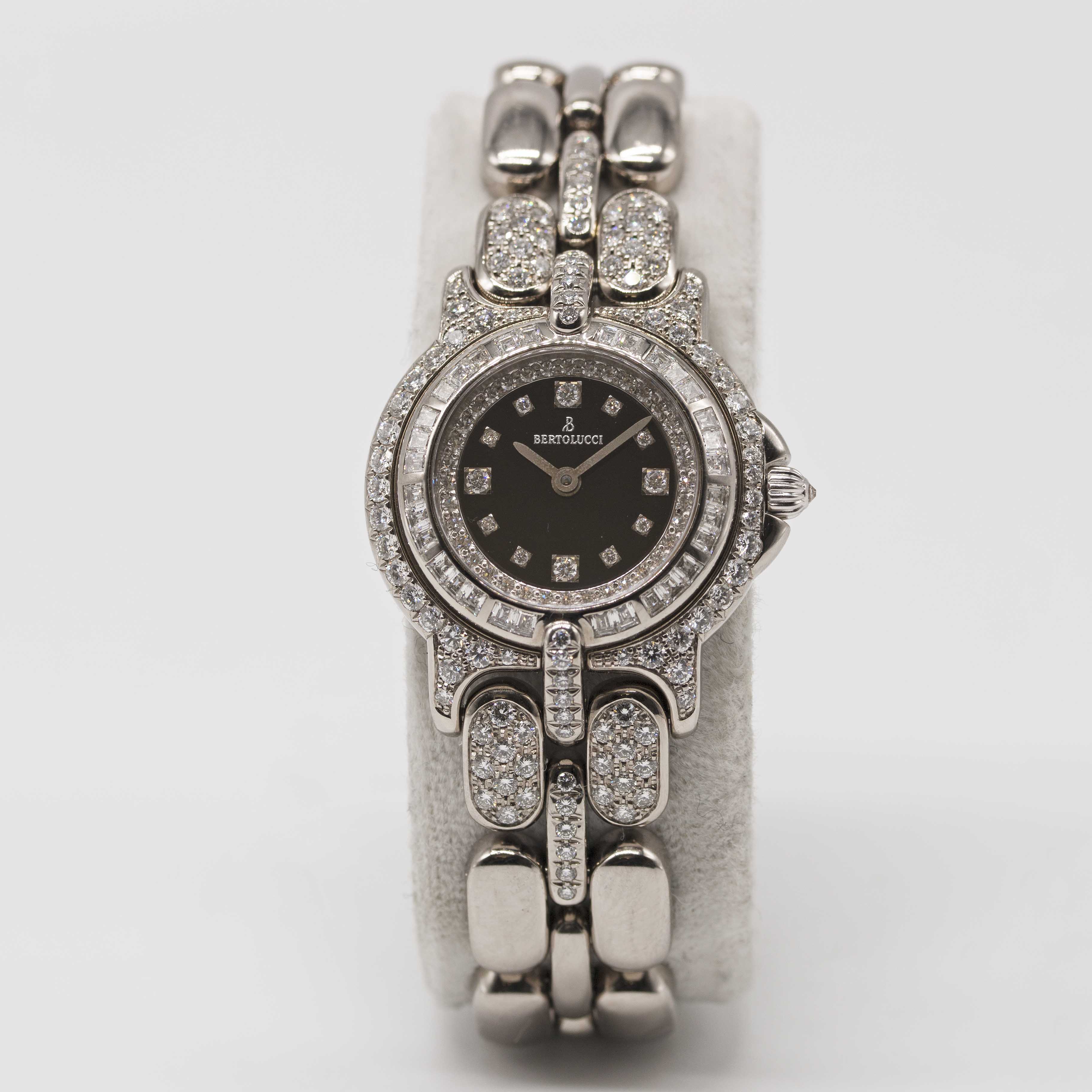 A LADIES 18K SOLID WHITE GOLD & DIAMOND BERTOLUCCI PULCHRA BRACELET WATCH CIRCA 1990s, WITH ORIGINAL - Image 2 of 7