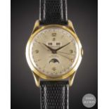 A GENTLEMAN'S GOLD PLATED BREITLING DATORA AUTOMATIC TRIPLE CALENDAR MOONPHASE WRIST WATCH CIRCA