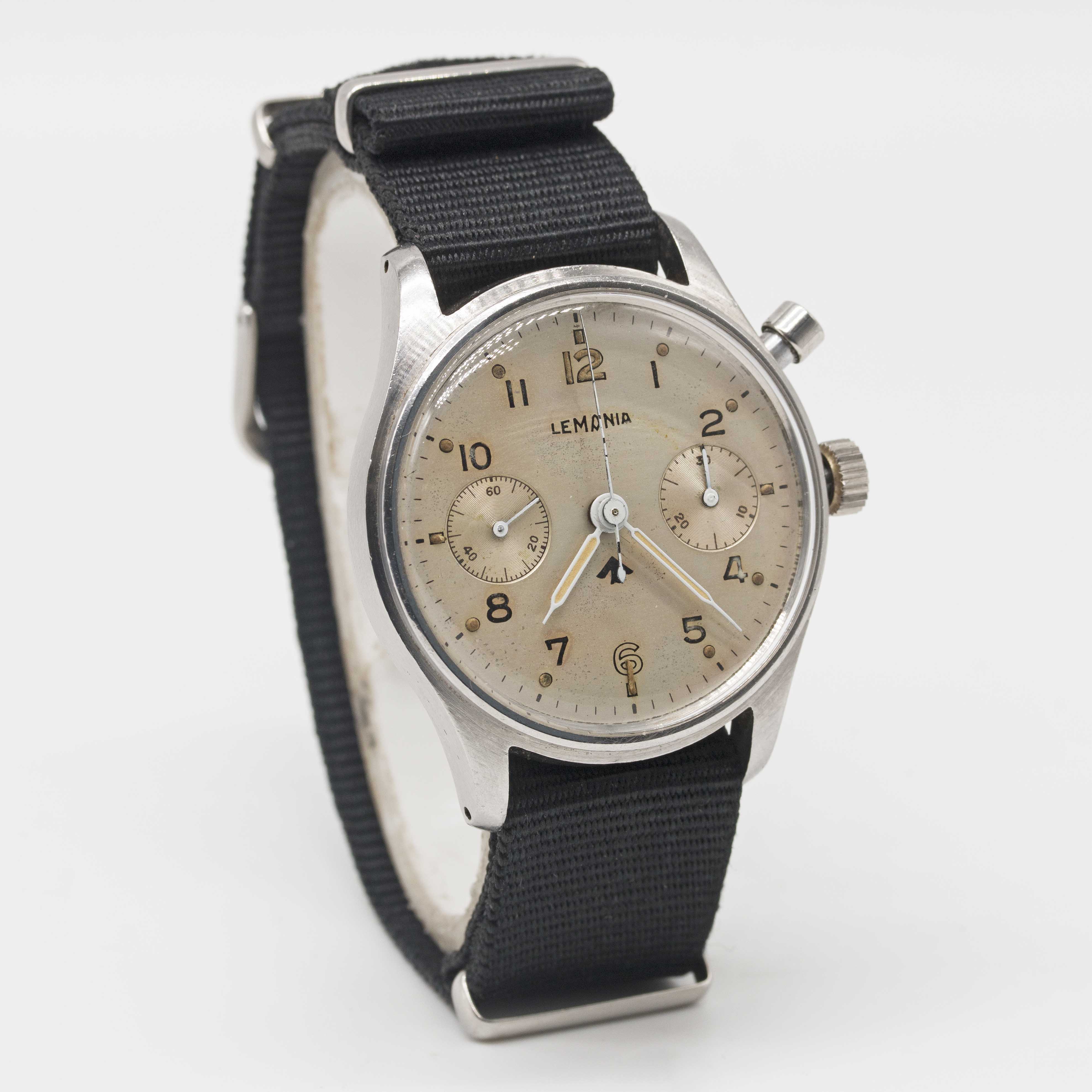 A GENTLEMAN'S STAINLESS STEEL BRITISH MILITARY LEMANIA SINGLE BUTTON ROYAL NAVY CHRONOGRAPH WRIST - Image 4 of 6