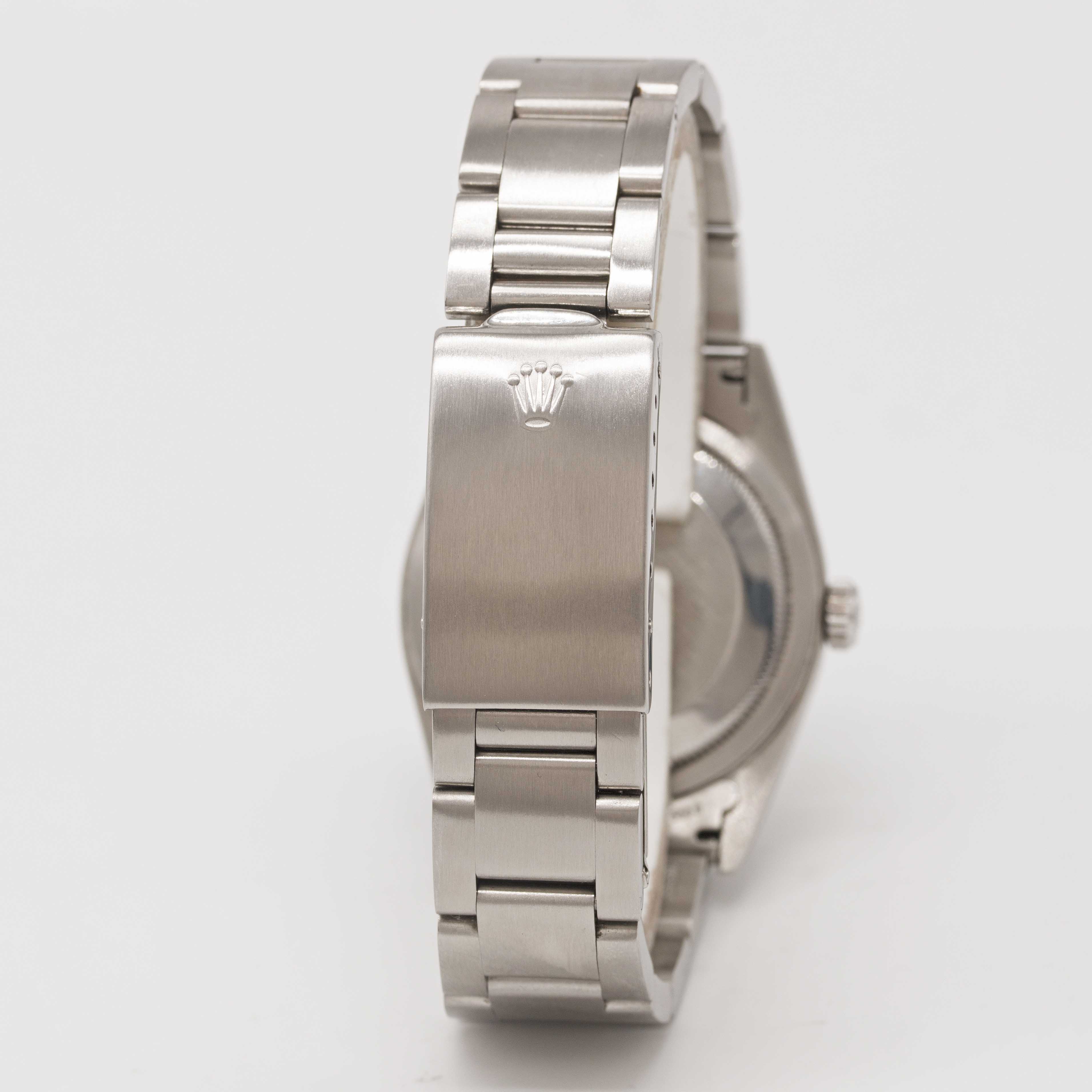 A GENTLEMAN'S STAINLESS STEEL ROLEX OYSTER PERPETUAL DATEJUST BRACELET WATCH CIRCA 2005, REF. - Image 5 of 7