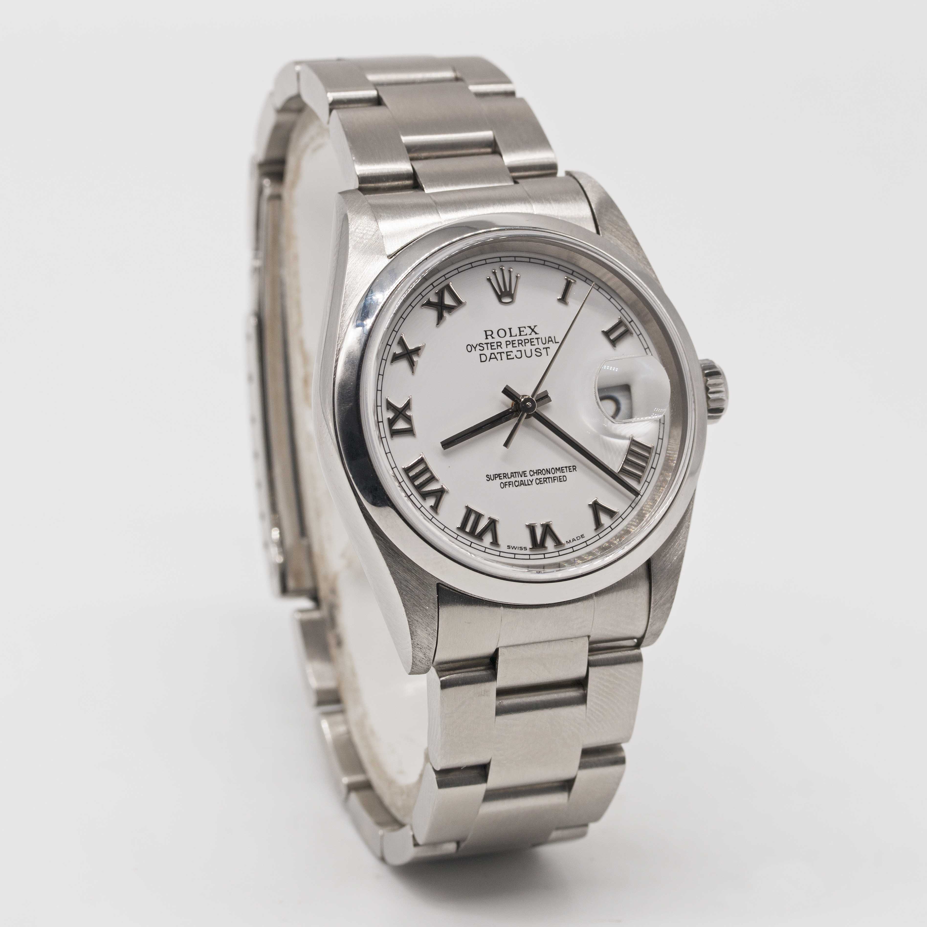 A GENTLEMAN'S STAINLESS STEEL ROLEX OYSTER PERPETUAL DATEJUST BRACELET WATCH CIRCA 2005, REF. - Image 4 of 7