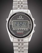 A RARE GENTLEMAN'S STAINLESS STEEL OMEGA SPEEDMASTER QUARTZ LCD CHRONOGRAPH BRACELET WATCH CIRCA