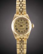 A LADIES 18K SOLID GOLD ROLEX OYSTER PERPETUAL DATEJUST BRACELET WATCH DATED 1979, REF. 6917 WITH