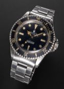 A RARE GENTLEMAN'S STAINLESS STEEL ROLEX OYSTER PERPETUAL SUBMARINER BRACELET WATCH CIRCA 1970, REF.