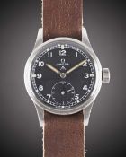 A GENTLEMAN'S STAINLESS STEEL BRITISH MILITARY OMEGA W.W.W. WRIST WATCH CIRCA 1945, PART OF THE "