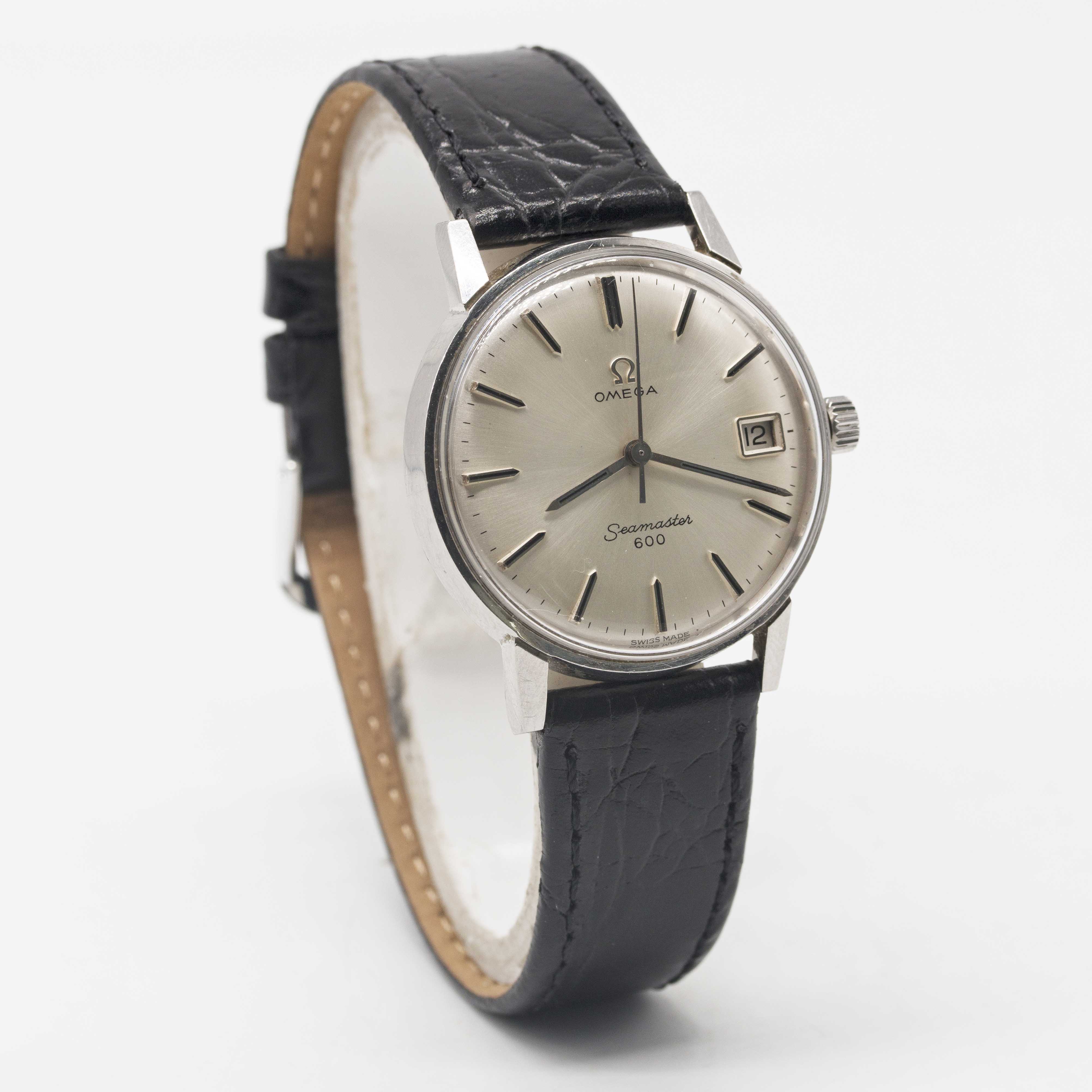 A GENTLEMAN'S STAINLESS STEEL OMEGA SEAMASTER 600 WRIST WATCH CIRCA 1965, REF. 136.011 Movement: - Image 4 of 6