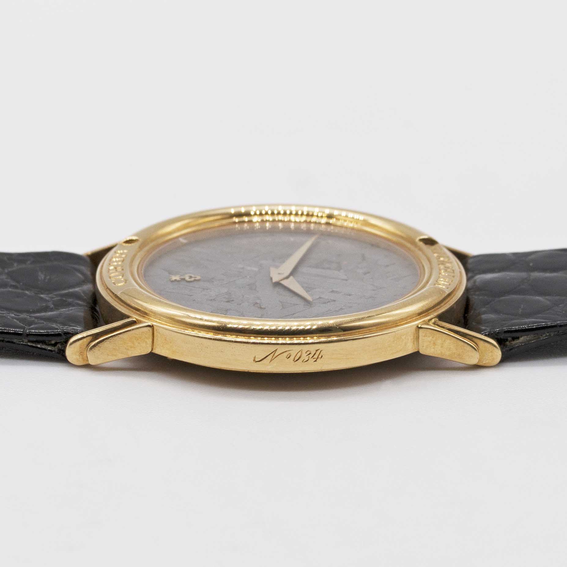 AN 18K SOLID YELLOW GOLD CORUM METEORITE WRIST WATCH CIRCA 1990s, REF. 50450-56 WITH "METEORITE DIAL - Image 8 of 8