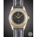 A GENTLEMAN'S GOLD CAPPED UNIVERSAL GENEVE POLEROUTER WRIST WATCH CIRCA 1960, WITH BLACK GILT