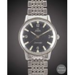 A GENTLEMAN'S STAINLESS STEEL OMEGA SEAMASTER AUTOMATIC BRACELET WATCH CIRCA 1967, REF. 165.002 WITH