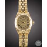 A LADIES 18K SOLID GOLD ROLEX OYSTER PERPETUAL DATEJUST BRACELET WATCH DATED 1979, REF. 6917 WITH