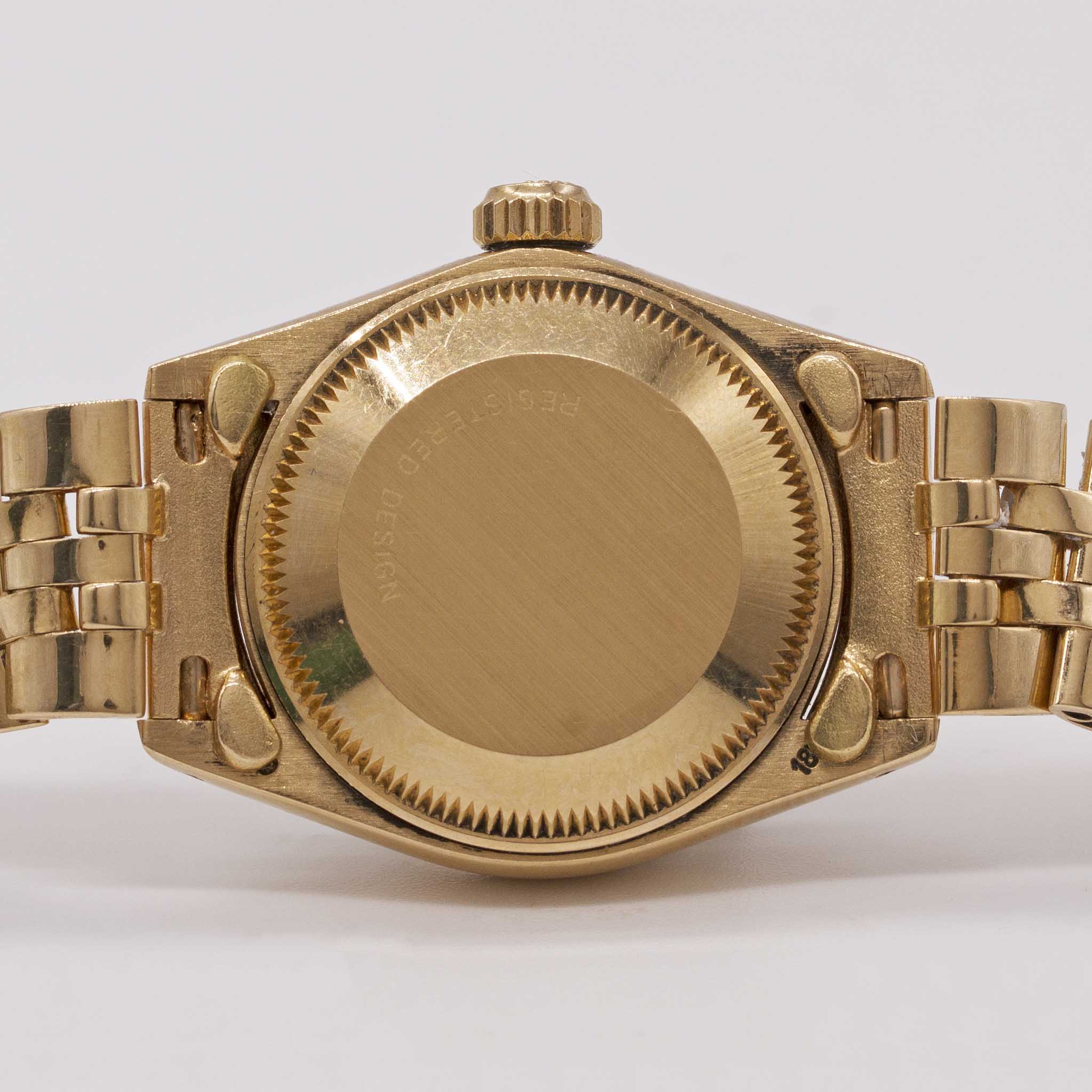 A LADIES 18K SOLID GOLD ROLEX OYSTER PERPETUAL DATEJUST BRACELET WATCH DATED 1979, REF. 6917 WITH - Image 6 of 12