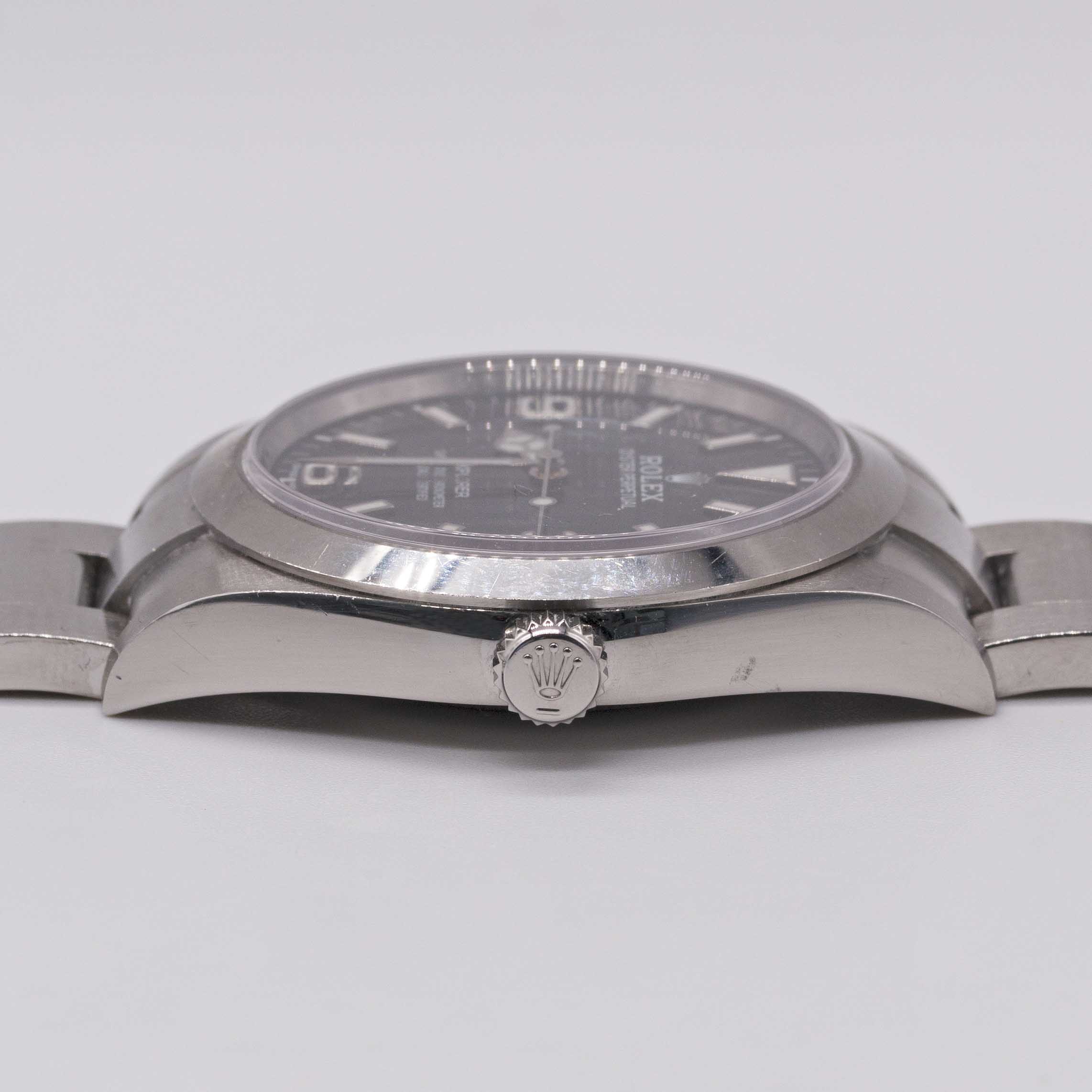 A GENTLEMAN'S STAINLESS STEEL ROLEX OYSTER PERPETUAL EXPLORER BRACELET WATCH DATED 2018, REF. 214270 - Image 7 of 9