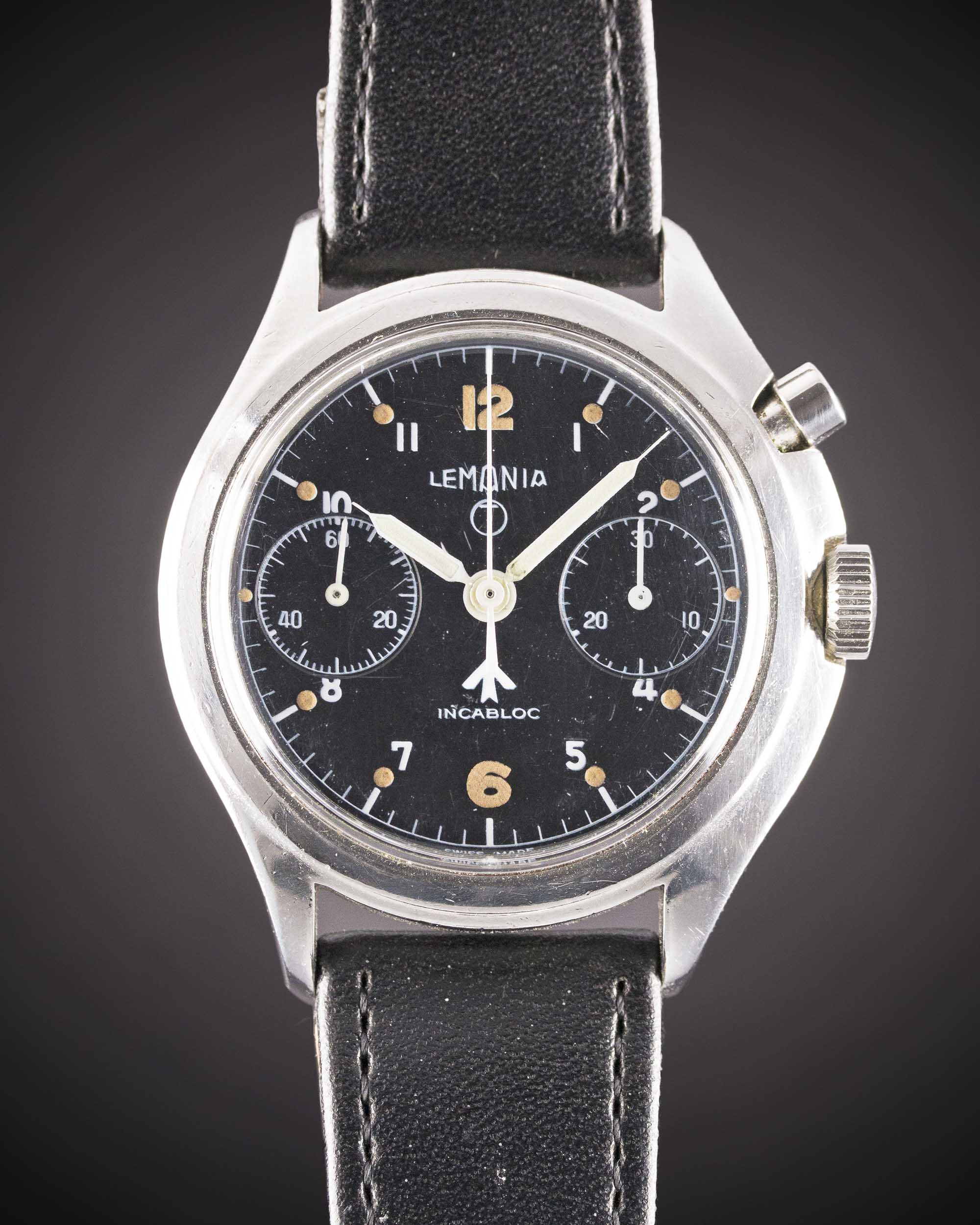 A GENTLEMAN'S STAINLESS STEEL BRITISH MILITARY LEMANIA SINGLE BUTTON ROYAL NAVY CHRONOGRAPH WRIST