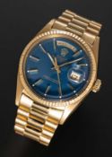 A GENTLEMAN'S 18K SOLID YELLOW GOLD ROLEX OYSTER PERPETUAL DAY DATE PRESIDENT BRACELET WATCH CIRCA