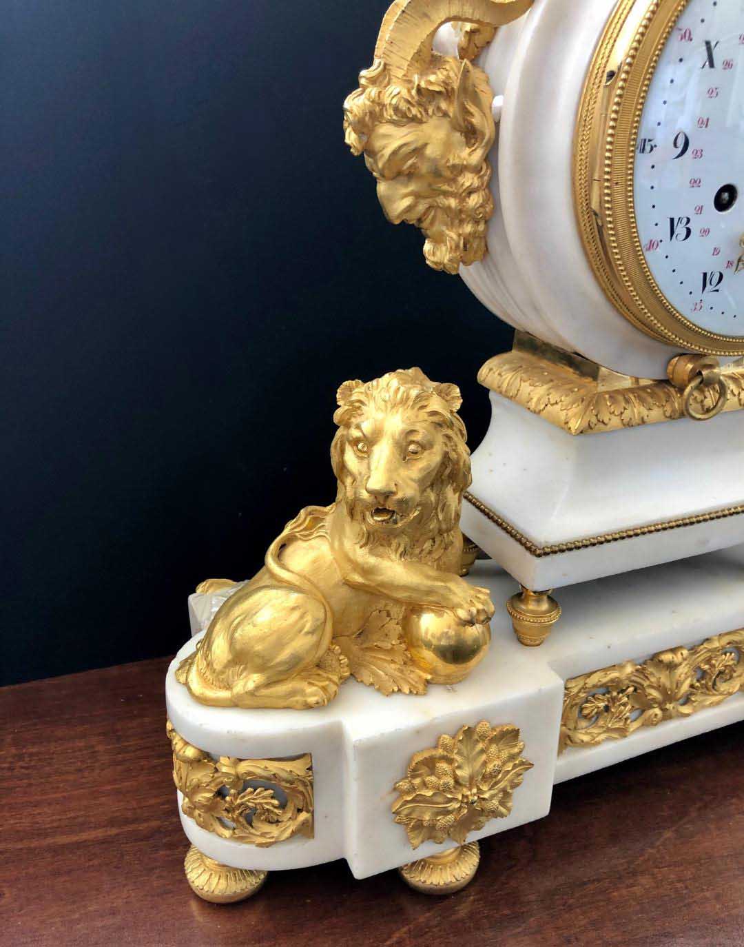 A RARE LOUIS XVI ORMOLU & WHITE MARBLE STRIKING MANTEL CLOCK WITH CALENDAR DIAL BY LEPINE, NO. - Image 3 of 7