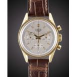 A GENTLEMAN'S 18K SOLID YELLOW GOLD HEUER CLASSIC CARRERA CHRONOGRAPH WRIST WATCH DATED 2001, REF.