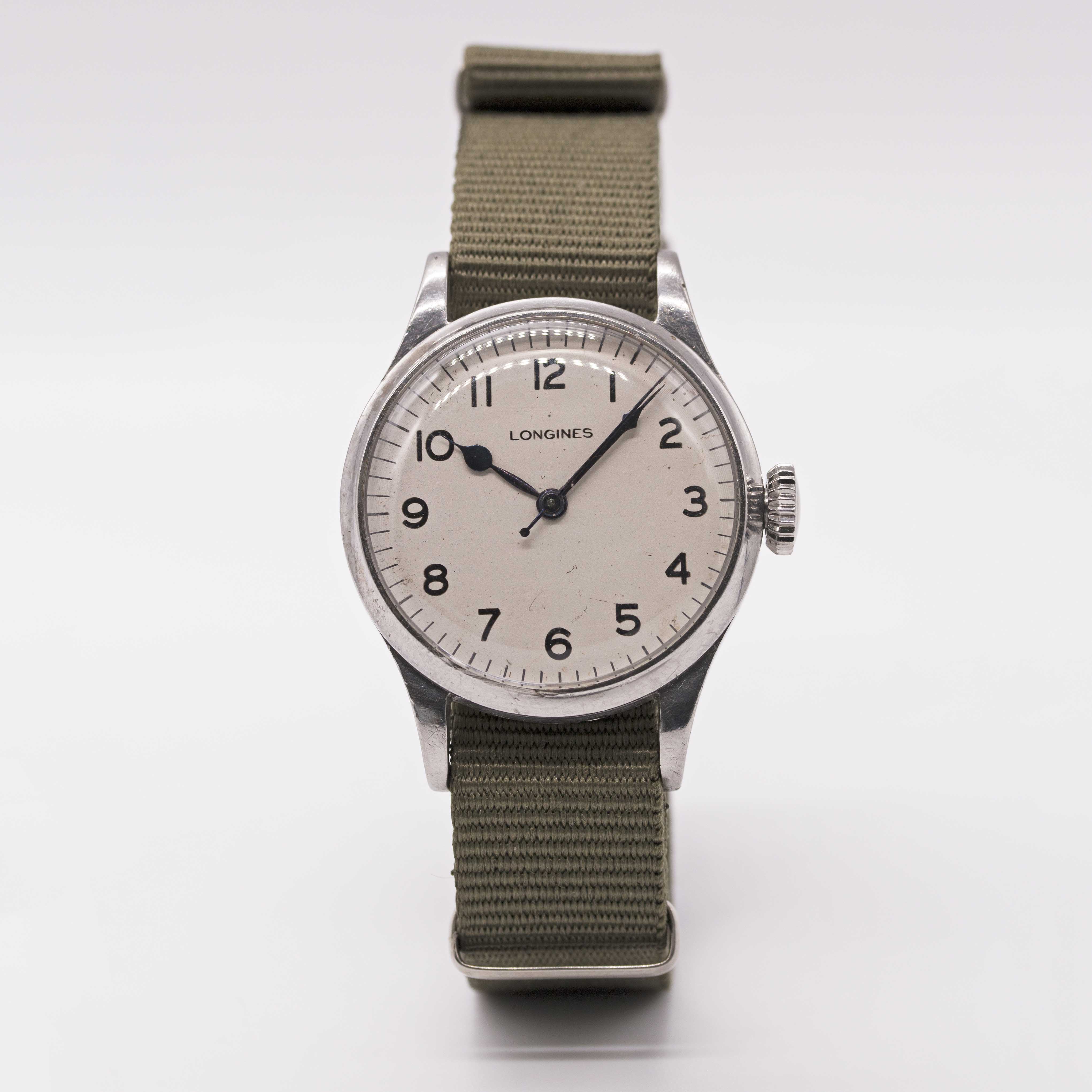 A GENTLEMAN'S BRITISH MILITARY LONGINES RAF PILOTS WRIST WATCH CIRCA 1940, WITH WHITE MOD DIAL - Image 2 of 9