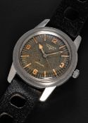 A VERY RARE GENTLEMAN'S STAINLESS STEEL LONGINES "NAUTILUS" SKIN DIVER AUTOMATIC DIVERS WRIST