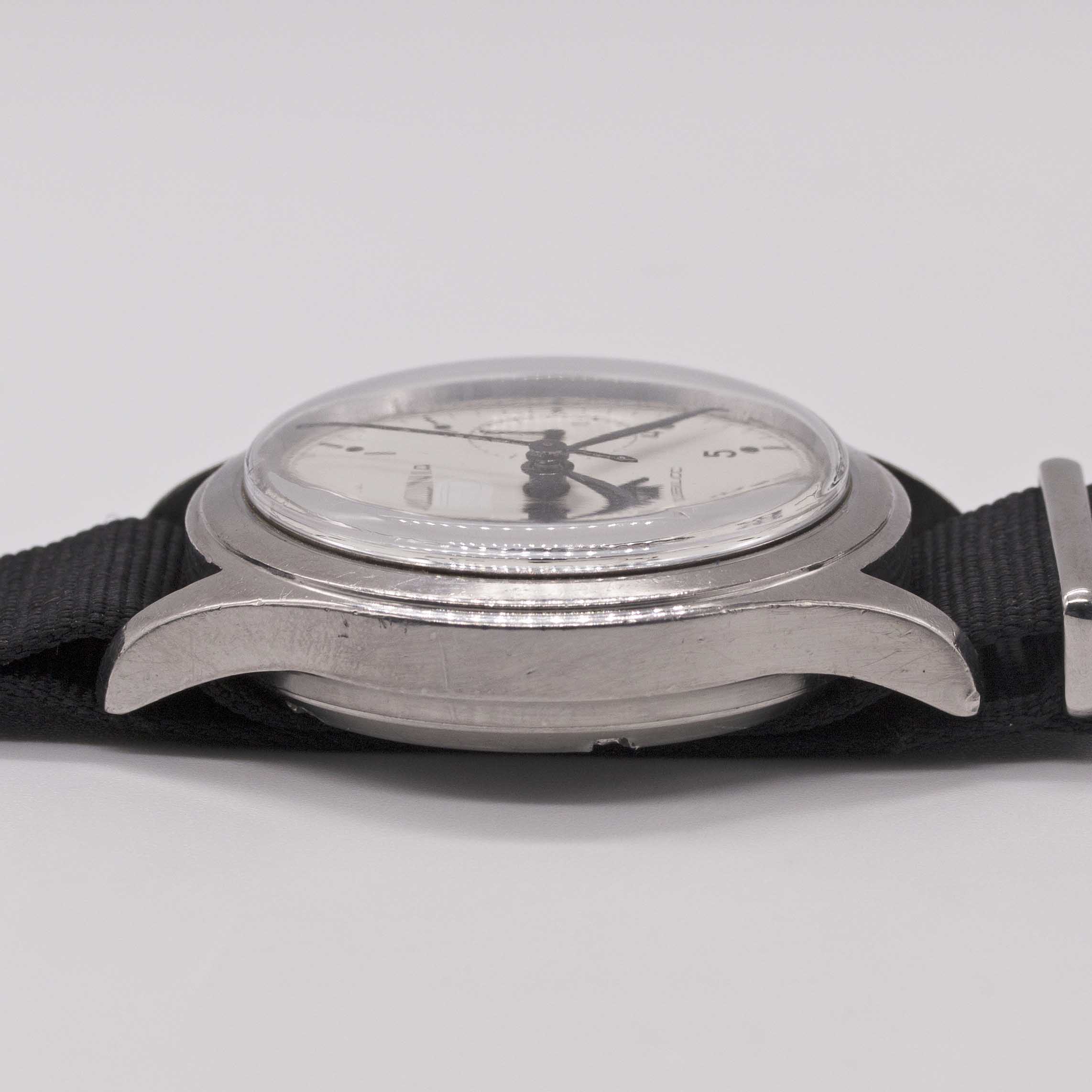 A RARE GENTLEMAN'S STAINLESS STEEL BRITISH MILITARY ROYAL NAVY NUCLEAR SUBMARINE LEMANIA SINGLE - Image 10 of 10