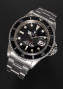 A RARE GENTLEMAN'S STAINLESS STEEL ROLEX OYSTER PERPETUAL DATE "RED WRITING" SUBMARINER BRACELET