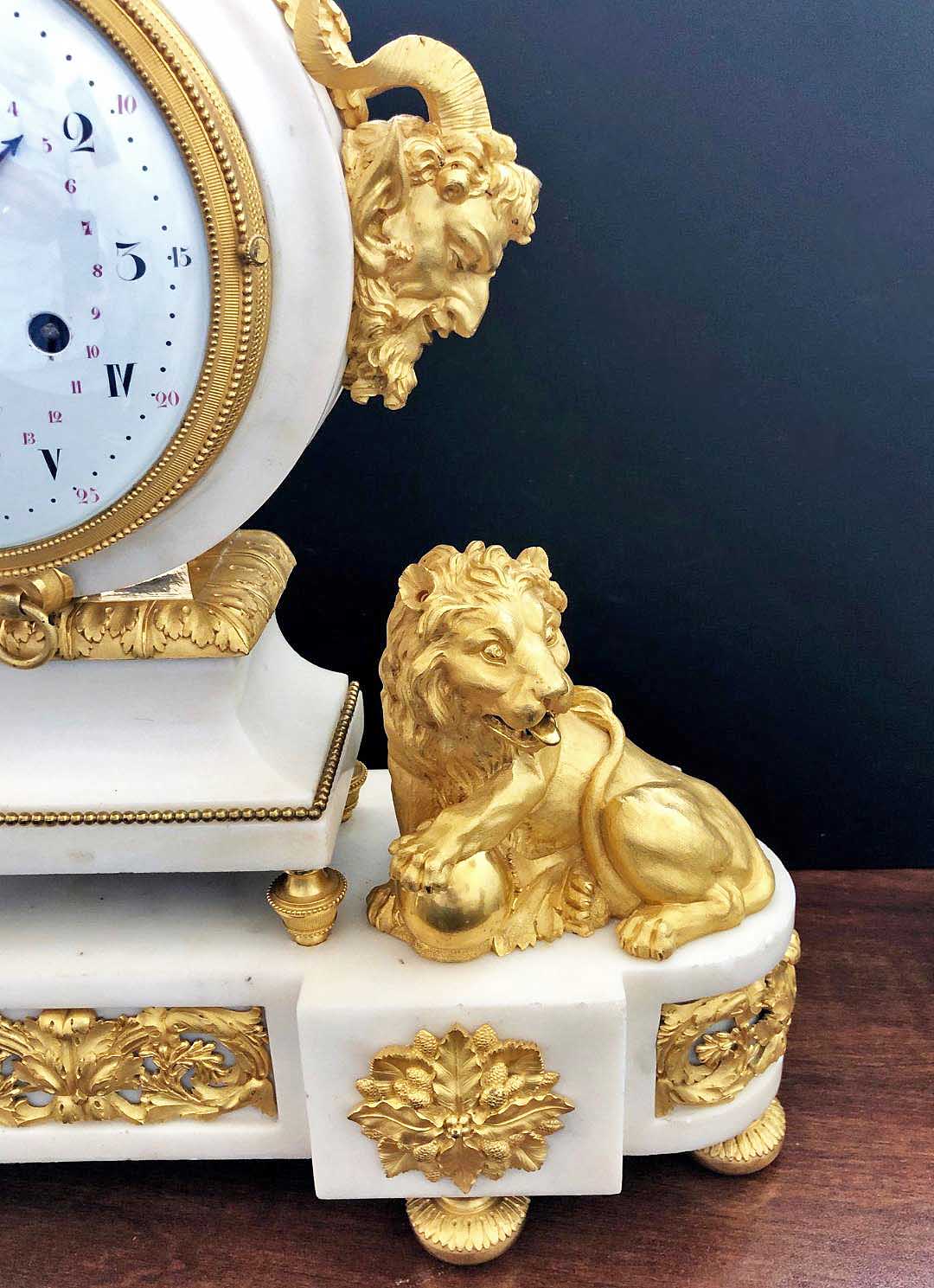 A RARE LOUIS XVI ORMOLU & WHITE MARBLE STRIKING MANTEL CLOCK WITH CALENDAR DIAL BY LEPINE, NO. - Image 4 of 7