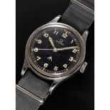 A RARE GENTLEMAN'S STAINLESS STEEL BRITISH MILITARY OMEGA RAF PILOTS WRIST WATCH DATED 1953, REF.