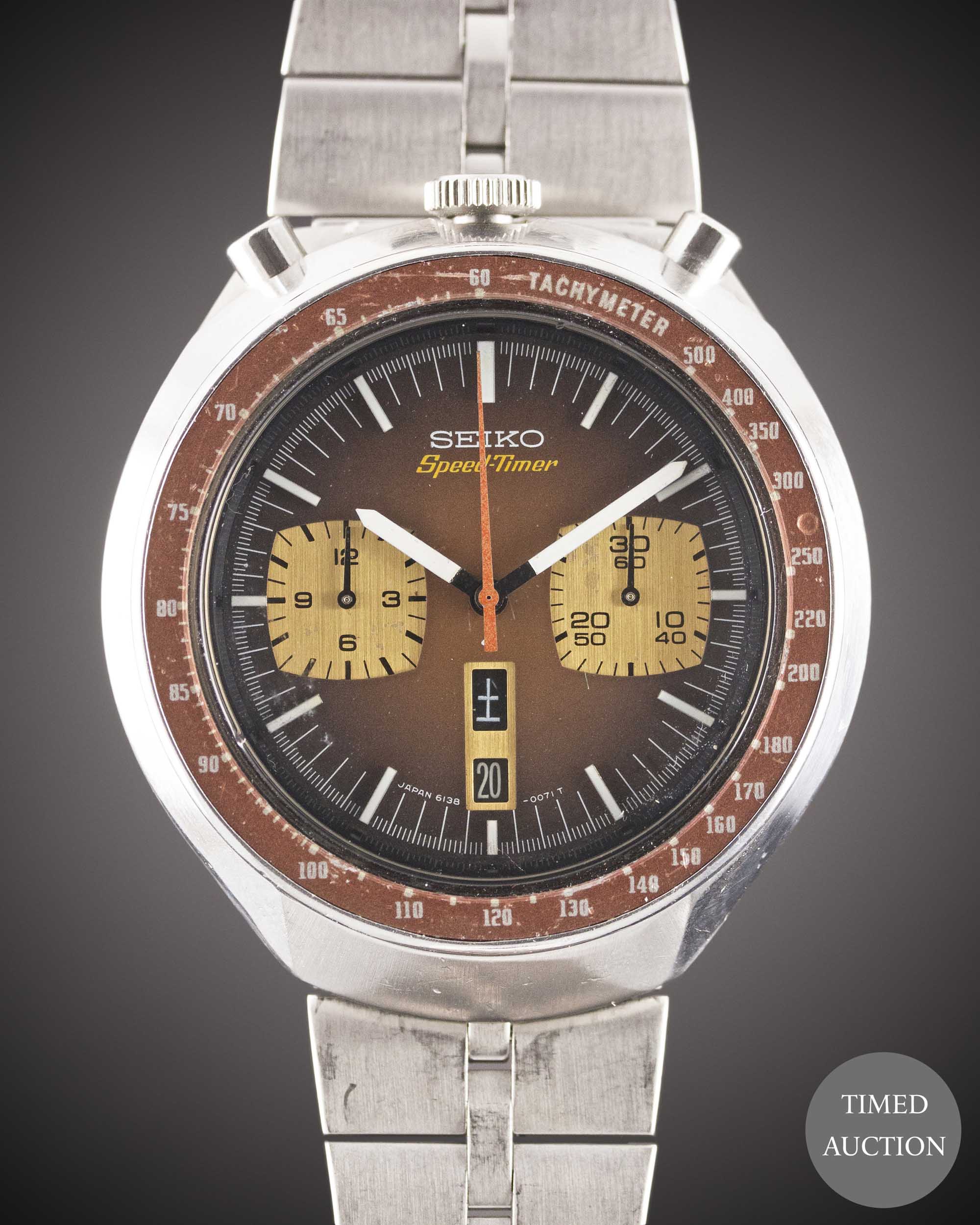 A GENTLEMAN'S STAINLESS STEEL SEIKO "BULLHEAD" AUTOMATIC CHRONOGRAPH BRACELET WATCH CIRCA 1970s,