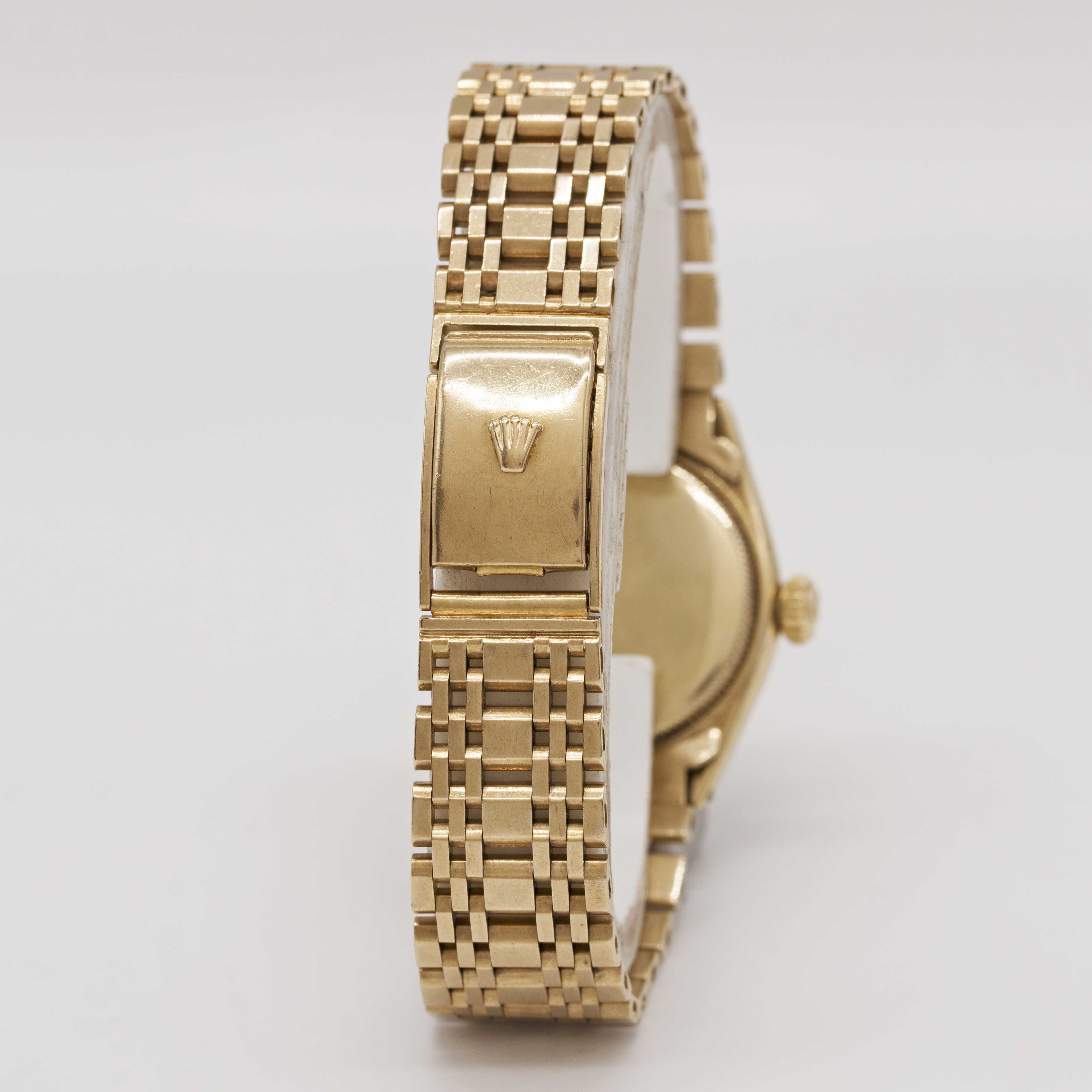 A GENTLEMAN'S SOLID GOLD ROLEX OYSTER SPEEDKING PRECISION BRACELET WATCH CIRCA 1960, REF. 6020. - Image 5 of 11