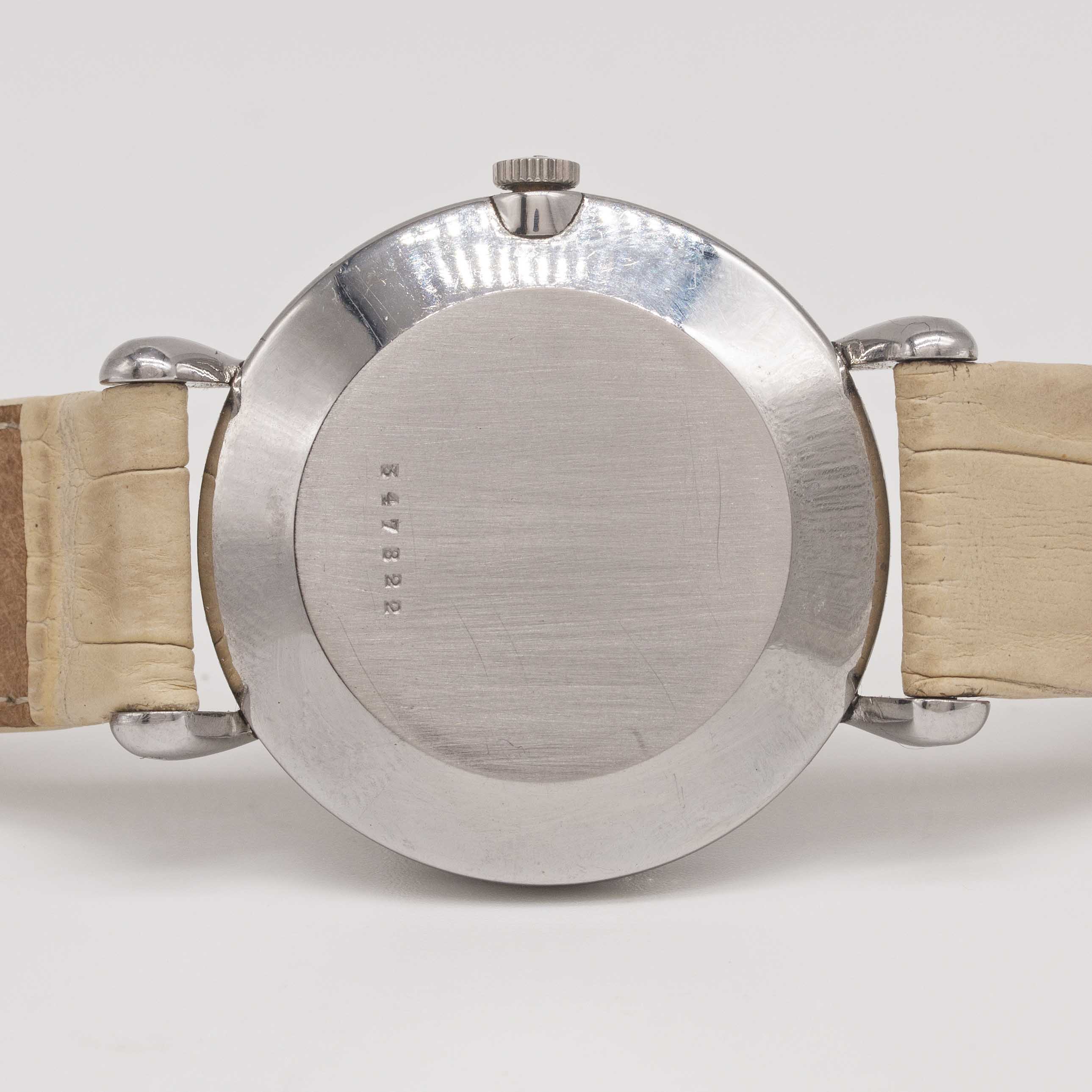 A GENTLEMAN'S LARGE SIZE STAINLESS STEEL JAEGER LECOULTRE TRIPLE CALENDAR WRIST WATCH CIRCA 1940s, - Image 5 of 9