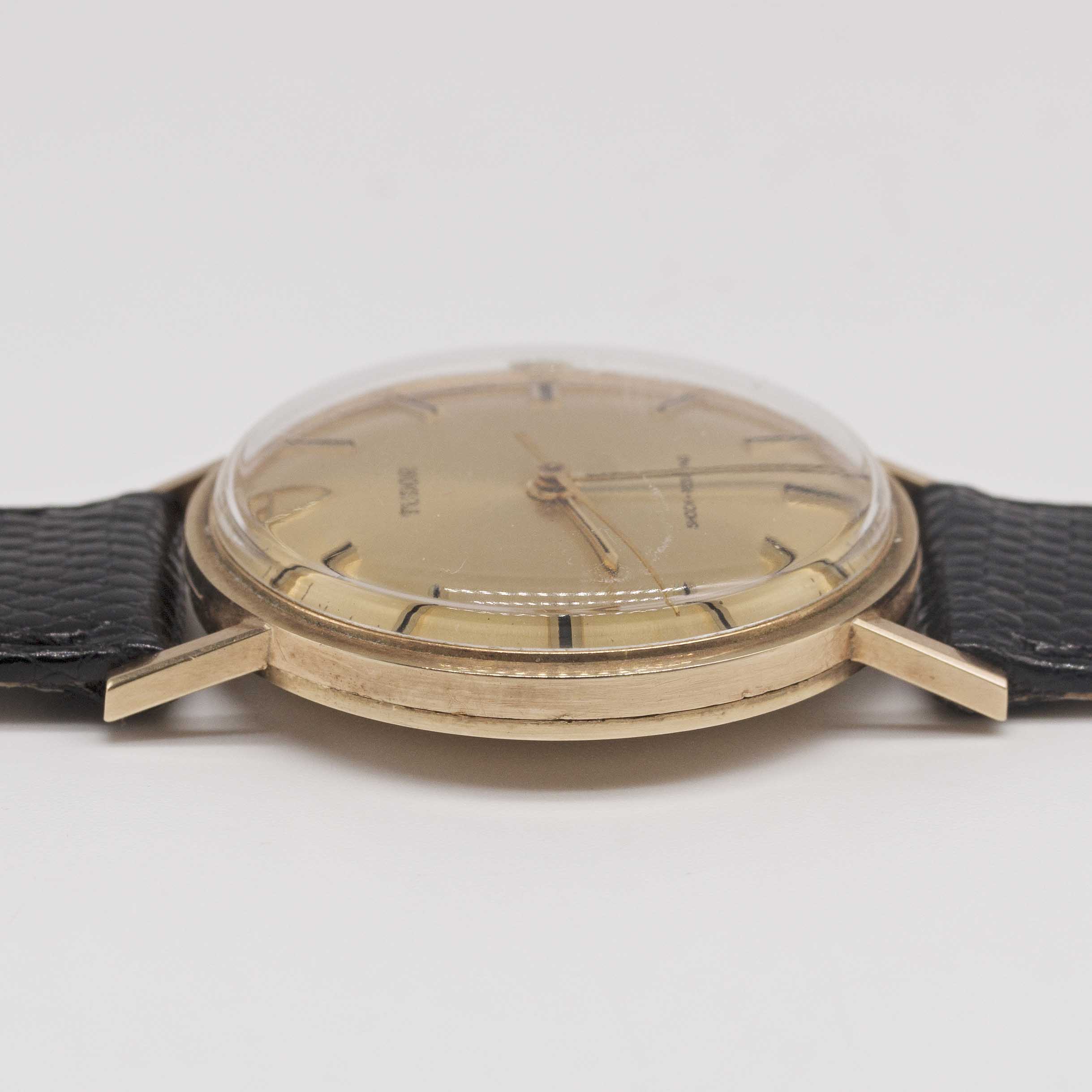 A GENTLEMAN'S 9CT SOLID GOLD ROLEX TUDOR SHOCK RESISTING WRIST WATCH CIRCA 1969, WITH CHAMPAGNE - Image 8 of 10