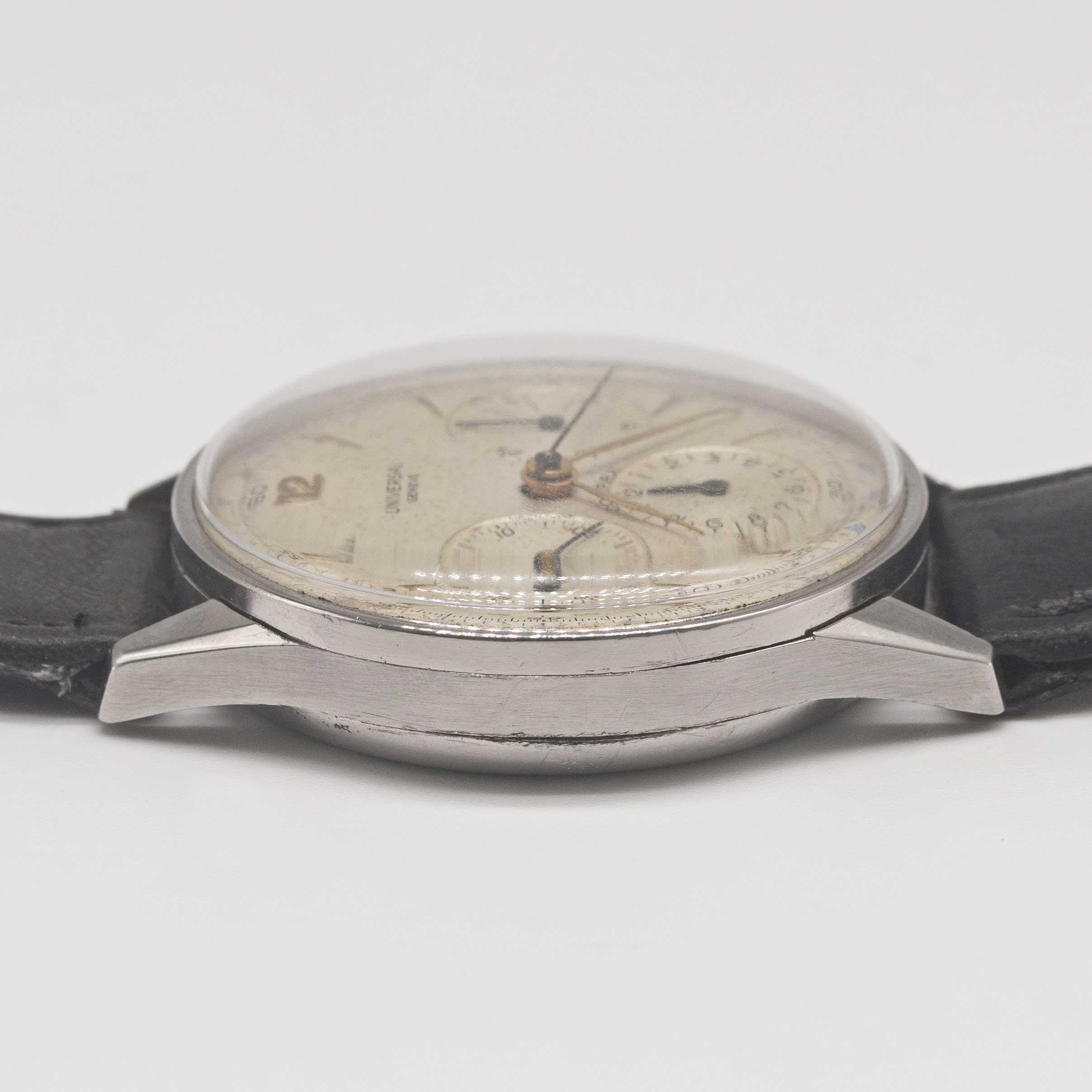 A GENTLEMAN'S LARGE SIZE STAINLESS STEEL UNIVERSAL GENEVE COMPAX CHRONOGRAPH WRIST WATCH CIRCA 1950, - Image 9 of 9