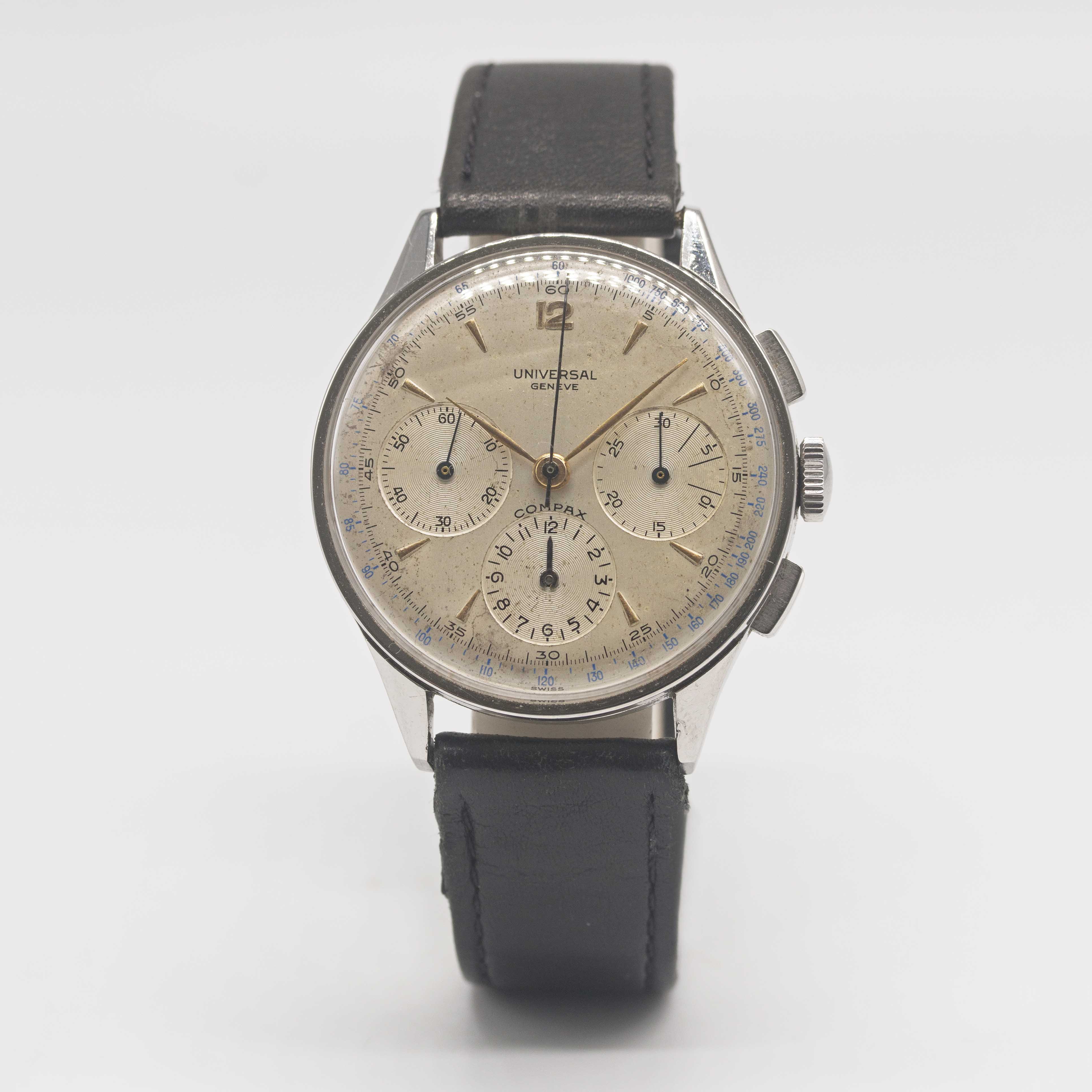 A GENTLEMAN'S LARGE SIZE STAINLESS STEEL UNIVERSAL GENEVE COMPAX CHRONOGRAPH WRIST WATCH CIRCA 1950, - Image 2 of 9