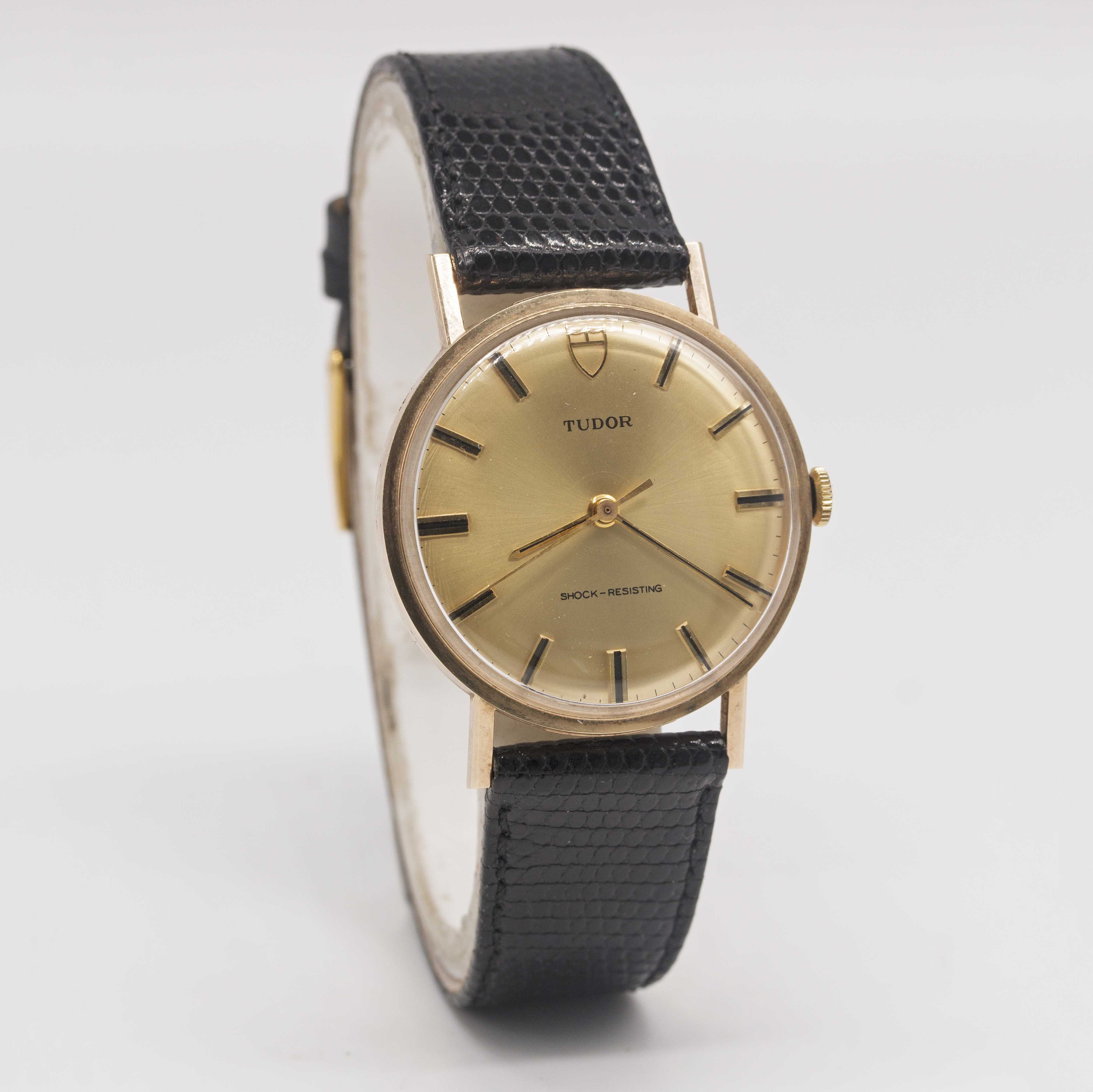 A GENTLEMAN'S 9CT SOLID GOLD ROLEX TUDOR SHOCK RESISTING WRIST WATCH CIRCA 1969, WITH CHAMPAGNE - Image 4 of 10