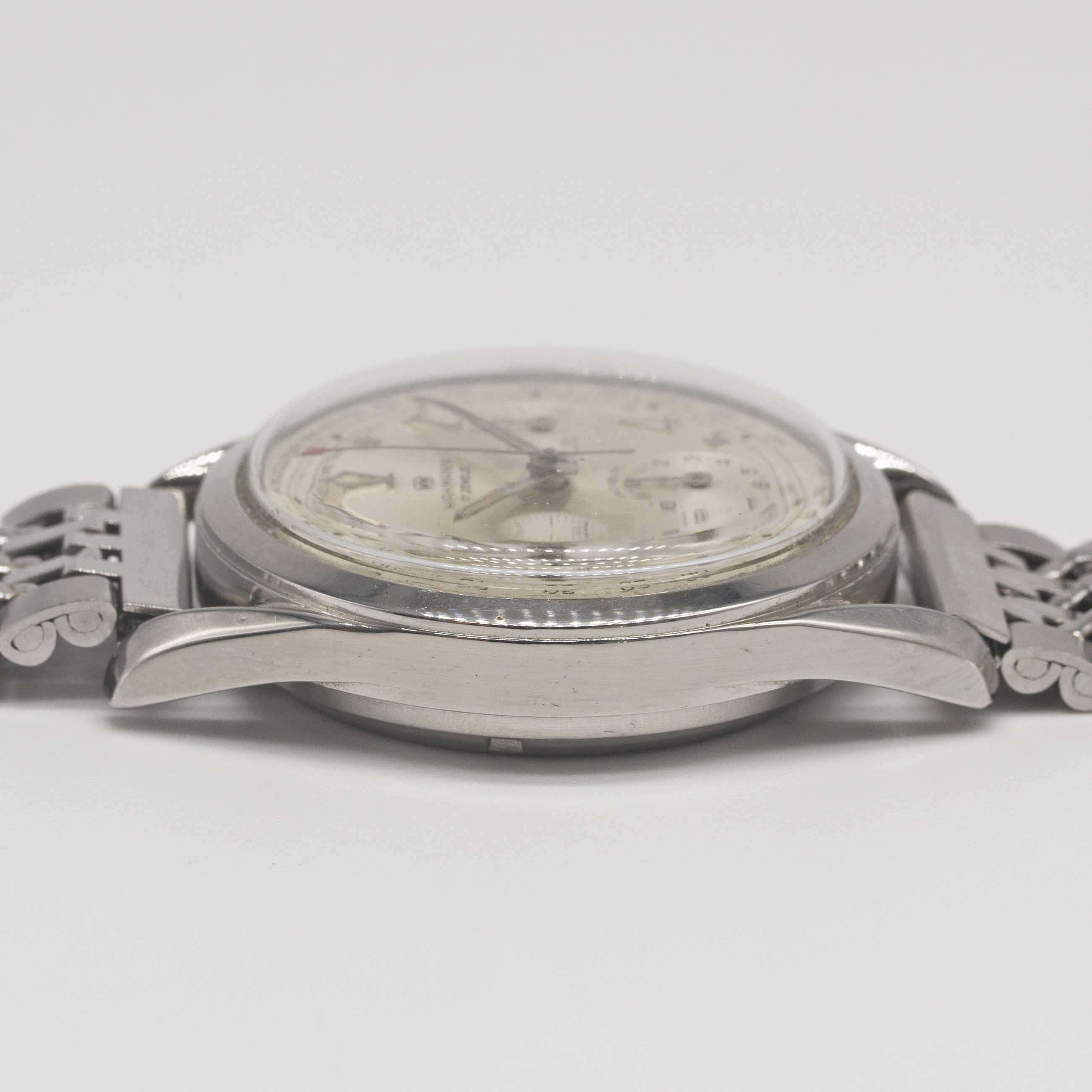 A GENTLEMAN'S STAINLESS STEEL WAKMANN CHRONOGRAPH BRACELET WATCH CIRCA 1960s, WITH "TWISTED" - Image 9 of 9