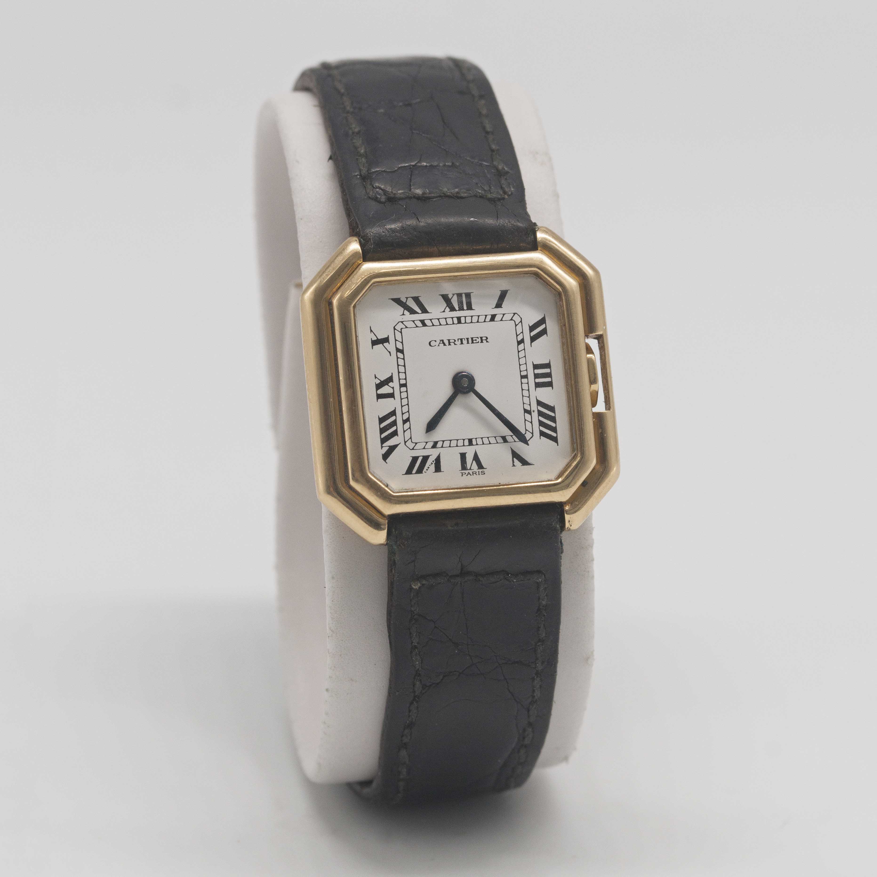 A LADIES 18K SOLID GOLD CARTIER CEINTURE WRIST WATCH CIRCA 1980 Movement: 17J, manual wind, cal. - Image 4 of 11