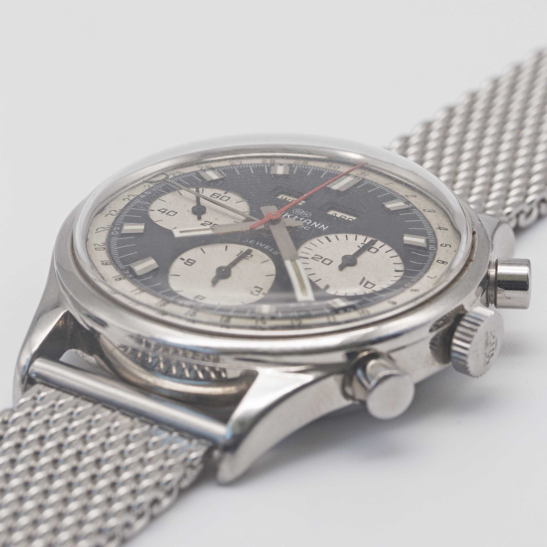 A GENTLEMAN'S LARGE SIZE STAINLESS STEEL WAKMANN TRIPLE CALENDAR CHRONOGRAPH WRIST WATCH CIRCA - Image 3 of 9