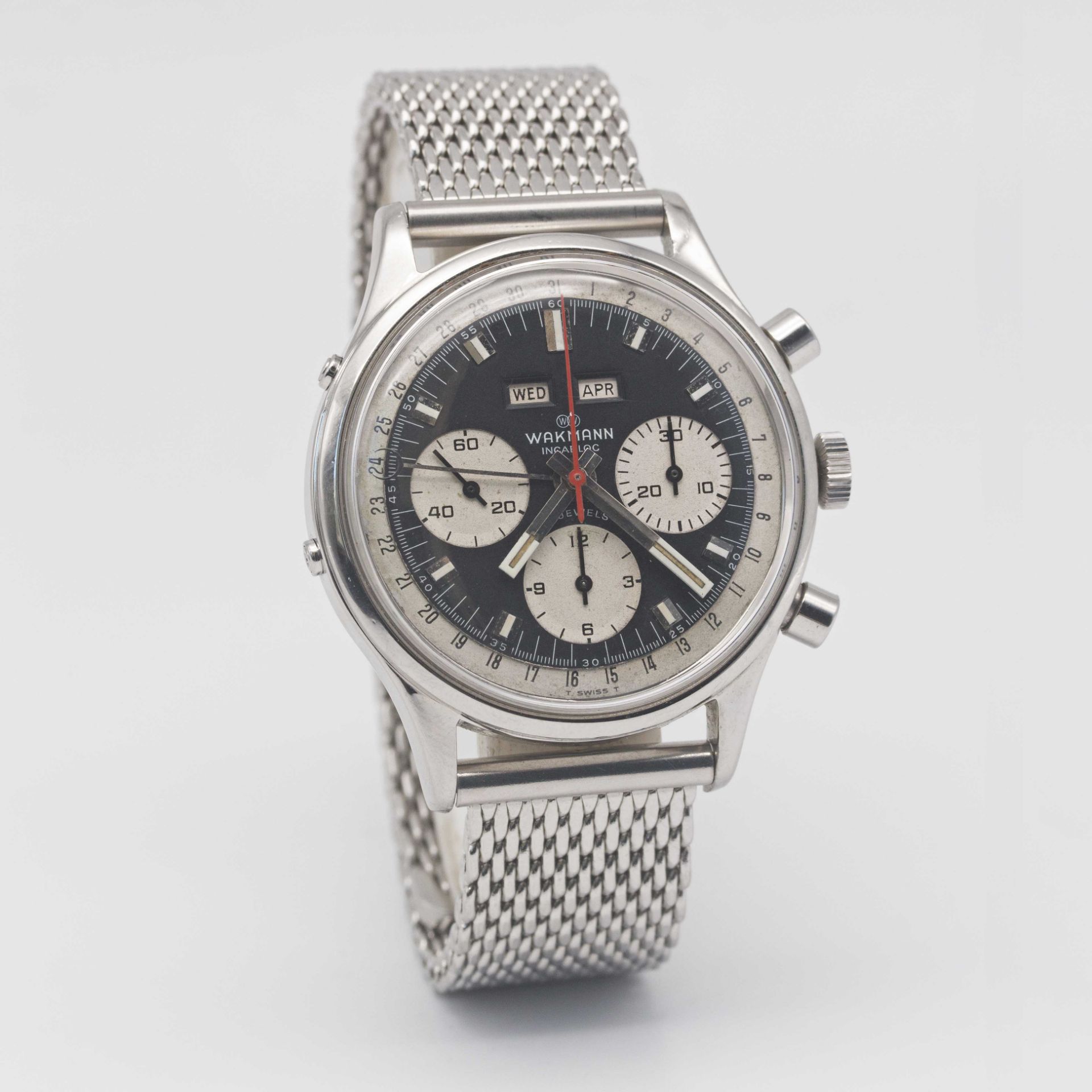 A GENTLEMAN'S LARGE SIZE STAINLESS STEEL WAKMANN TRIPLE CALENDAR CHRONOGRAPH WRIST WATCH CIRCA - Image 5 of 9