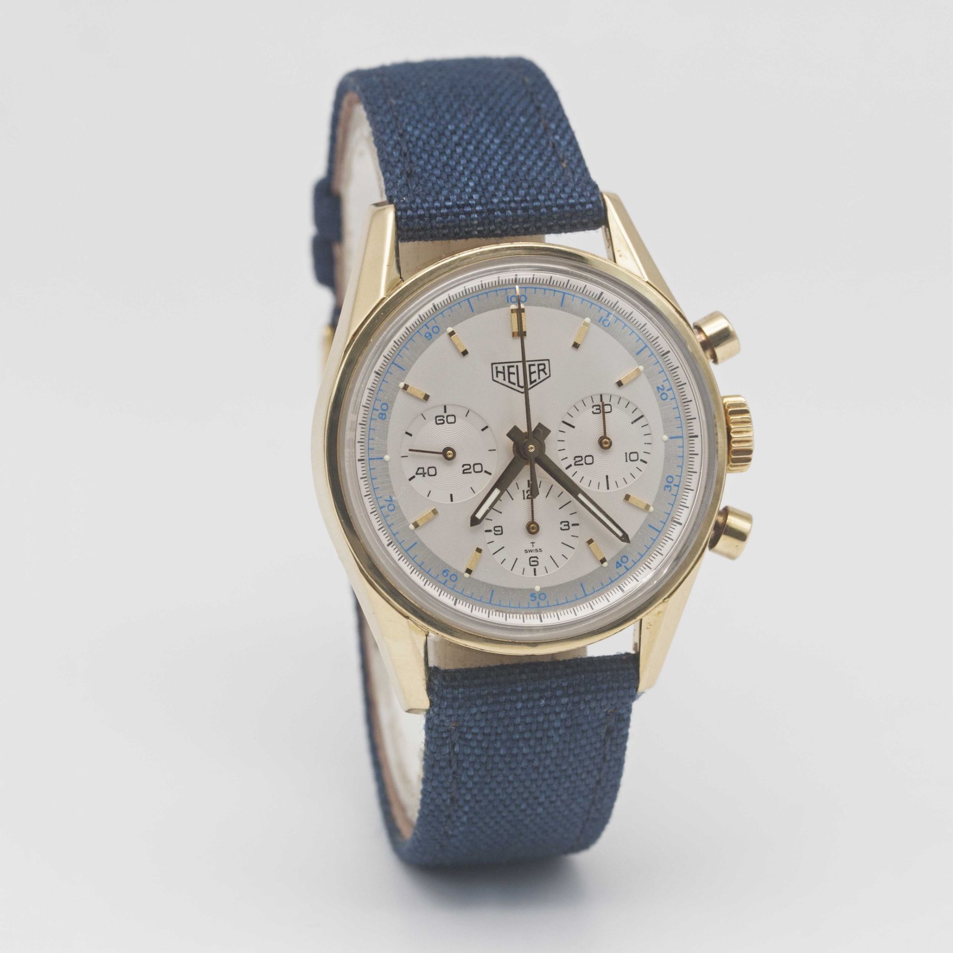 A GENTLEMAN'S 18K SOLID YELLOW GOLD HEUER CLASSIC CARRERA CHRONOGRAPH WRIST WATCH CIRCA 2000, REF. - Image 5 of 10